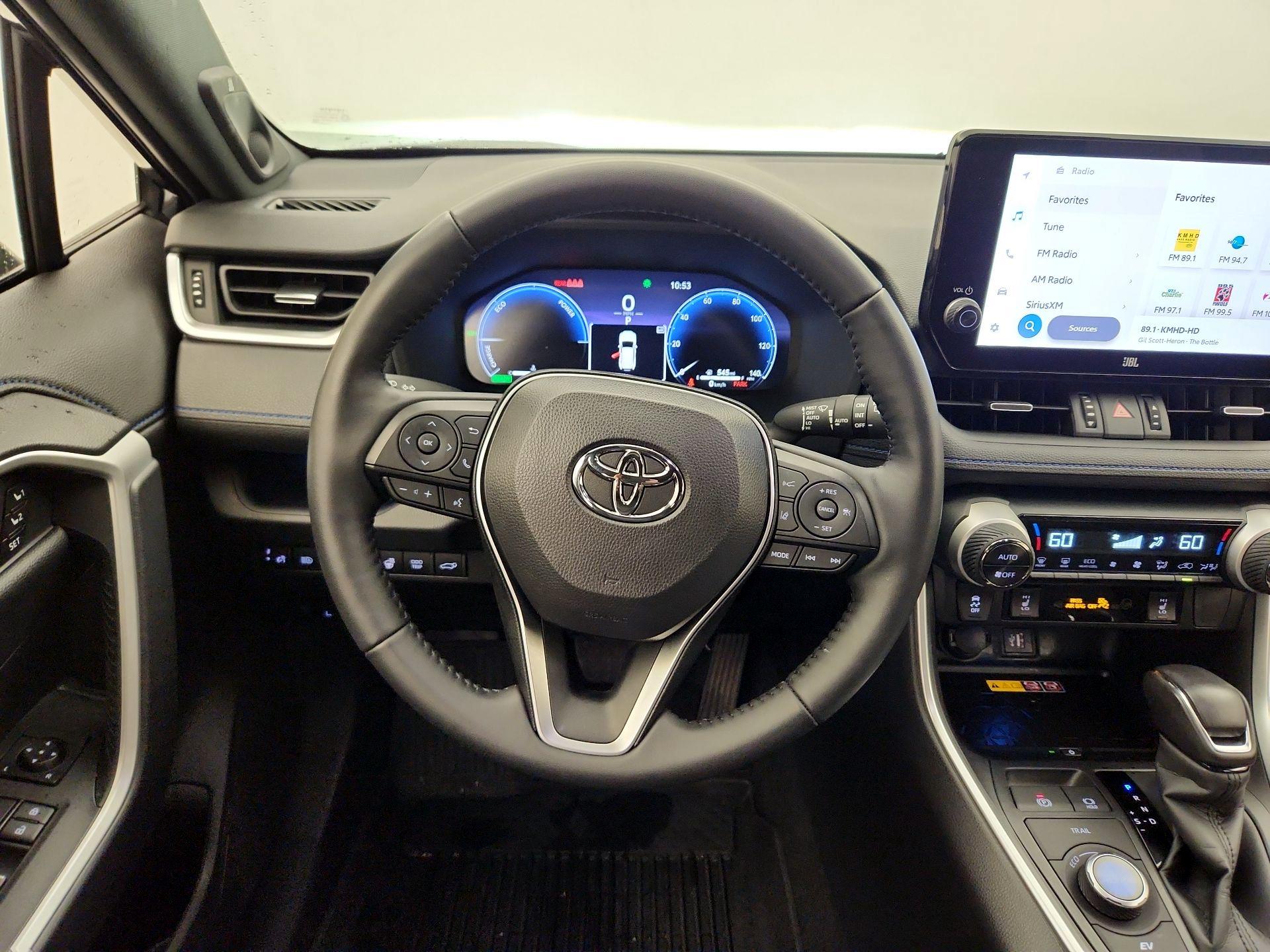 Thumbnail: 2025 Toyota RAV4 - 10