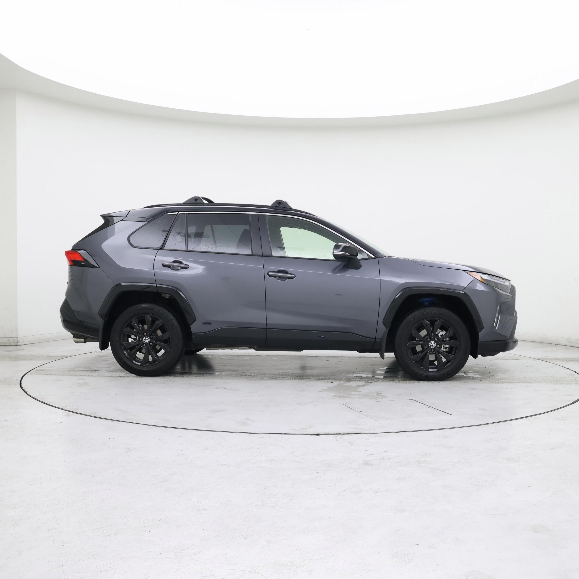 Thumbnail: 2025 Toyota RAV4 - 7