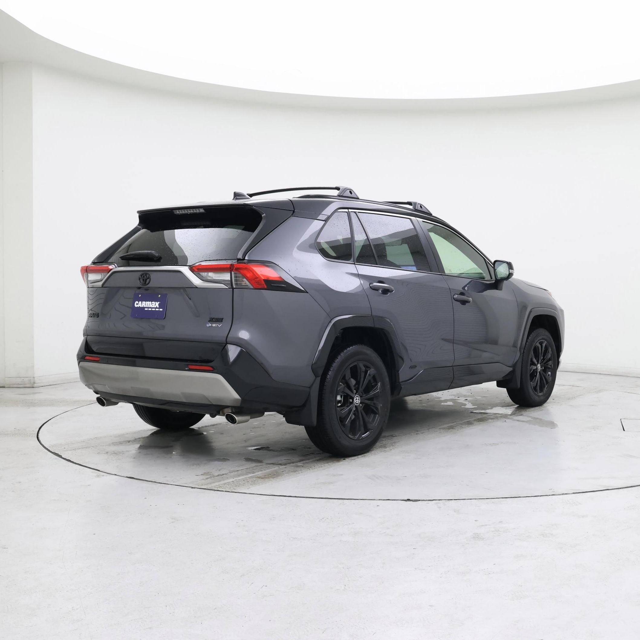 Thumbnail: 2025 Toyota RAV4 - 8