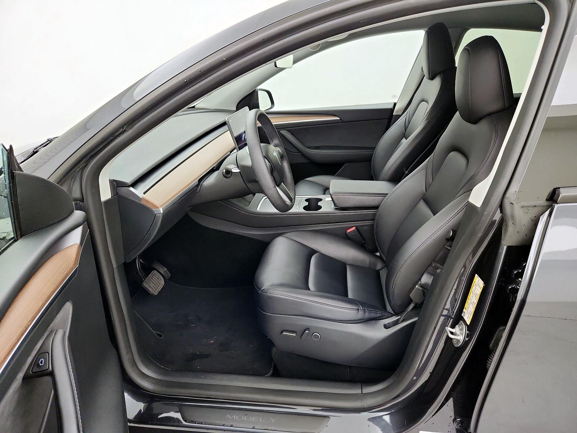 Thumbnail: 2024 Tesla Model Y - 11