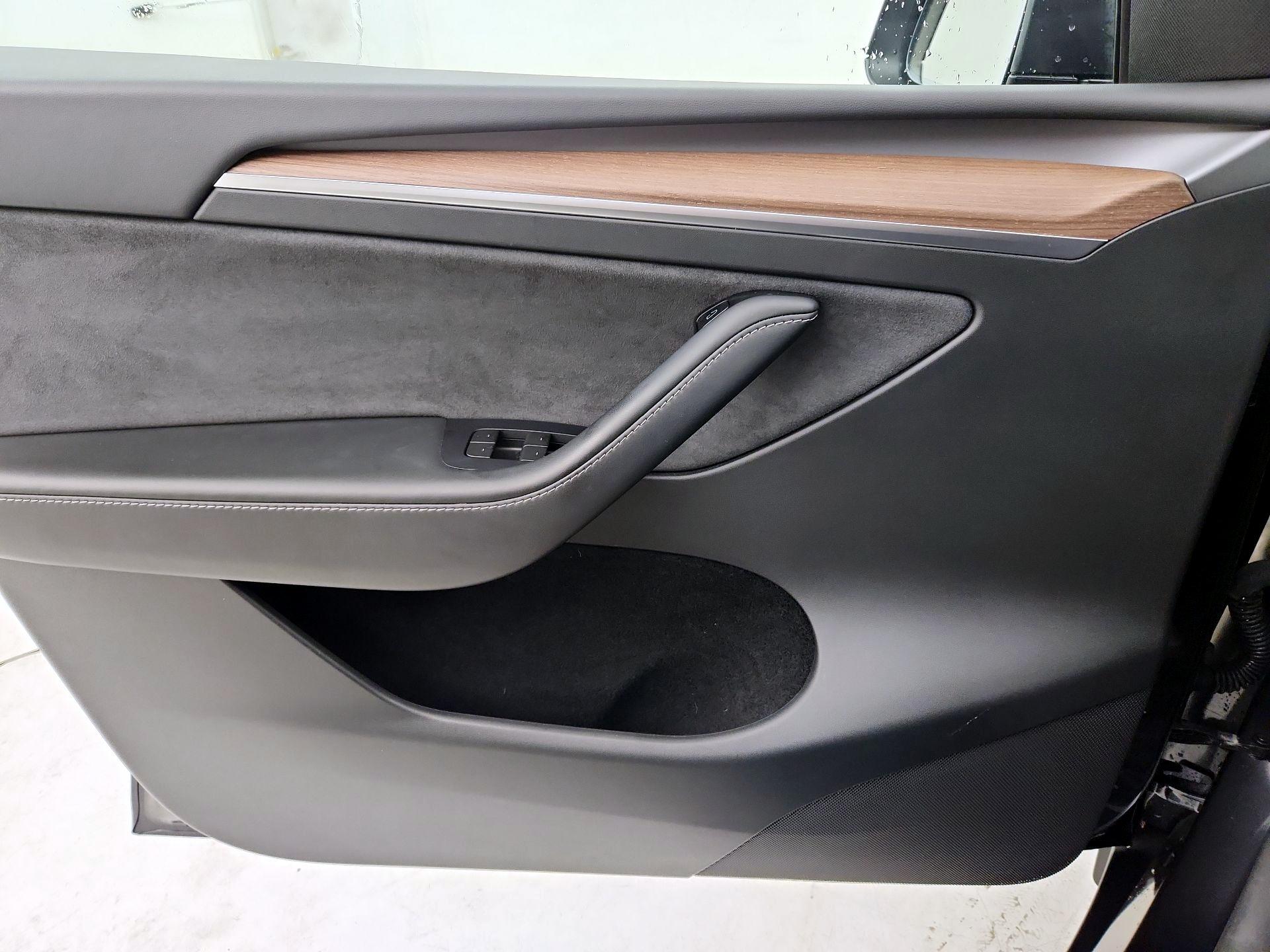 Thumbnail: 2024 Tesla Model Y - 12