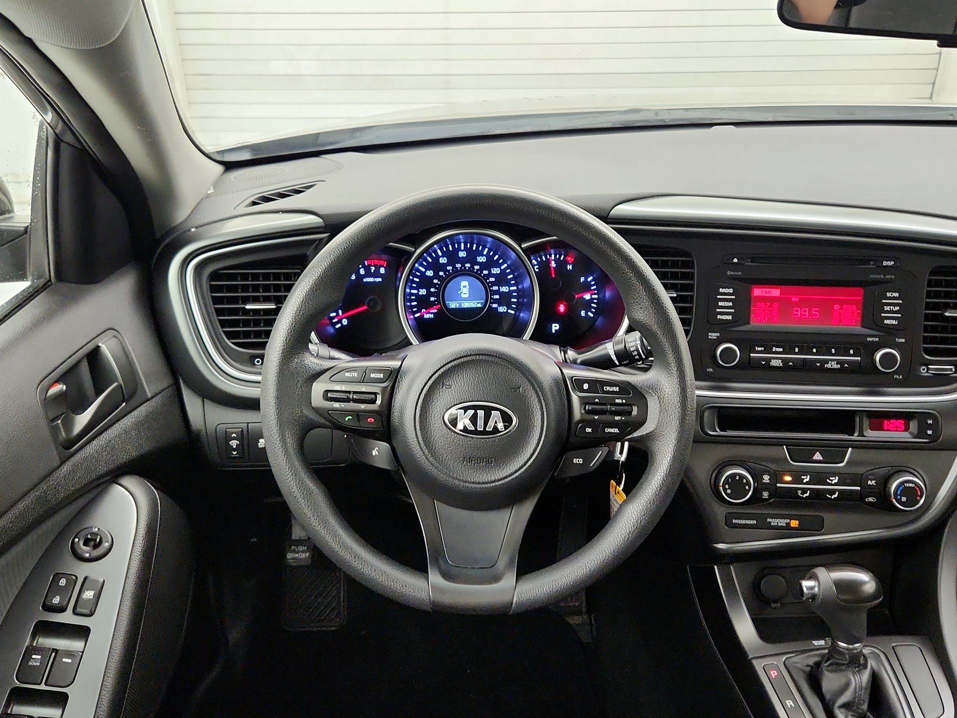 Thumbnail: 2015 Kia Optima - 10