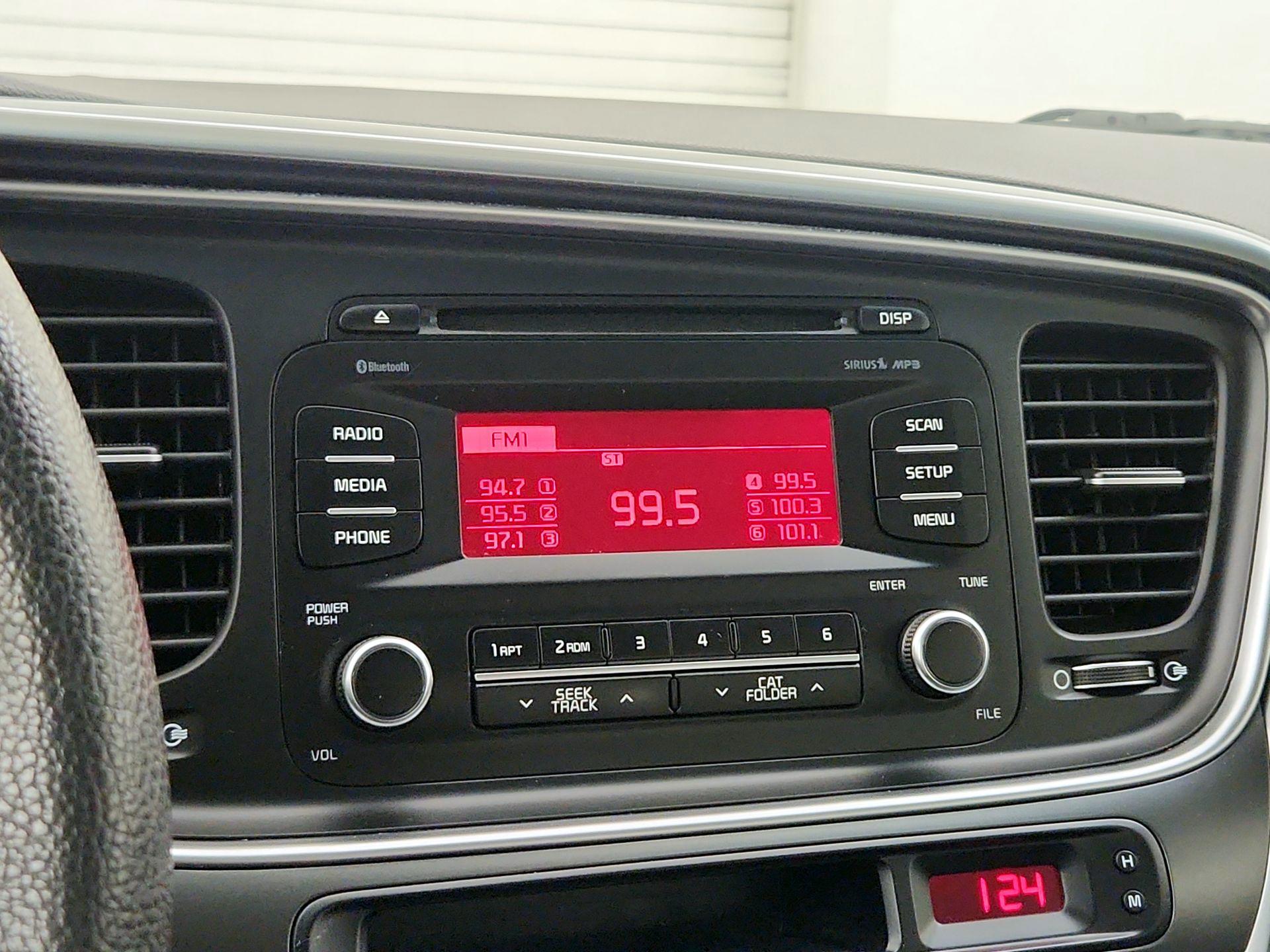 Thumbnail: 2015 Kia Optima - 14