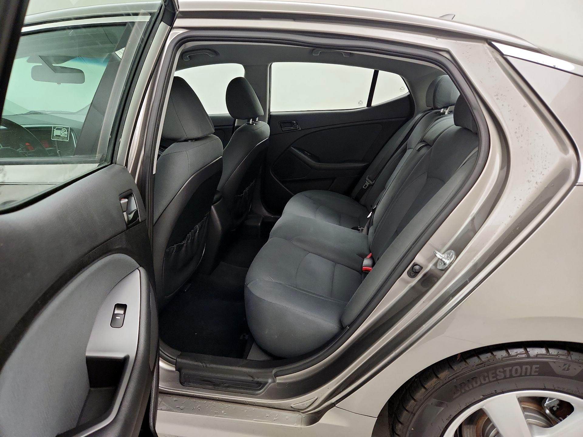 Thumbnail: 2015 Kia Optima - 18