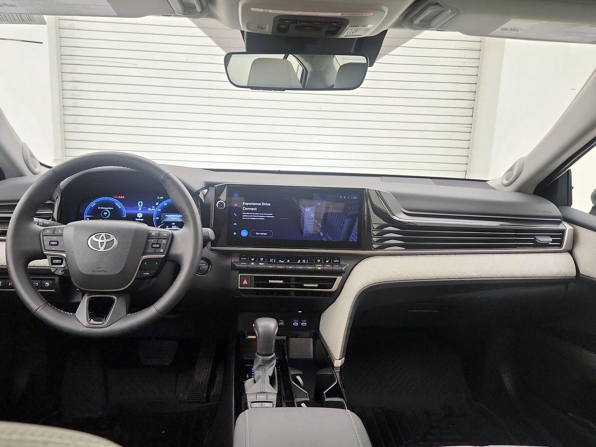 Thumbnail: 2025 Toyota Camry - 9