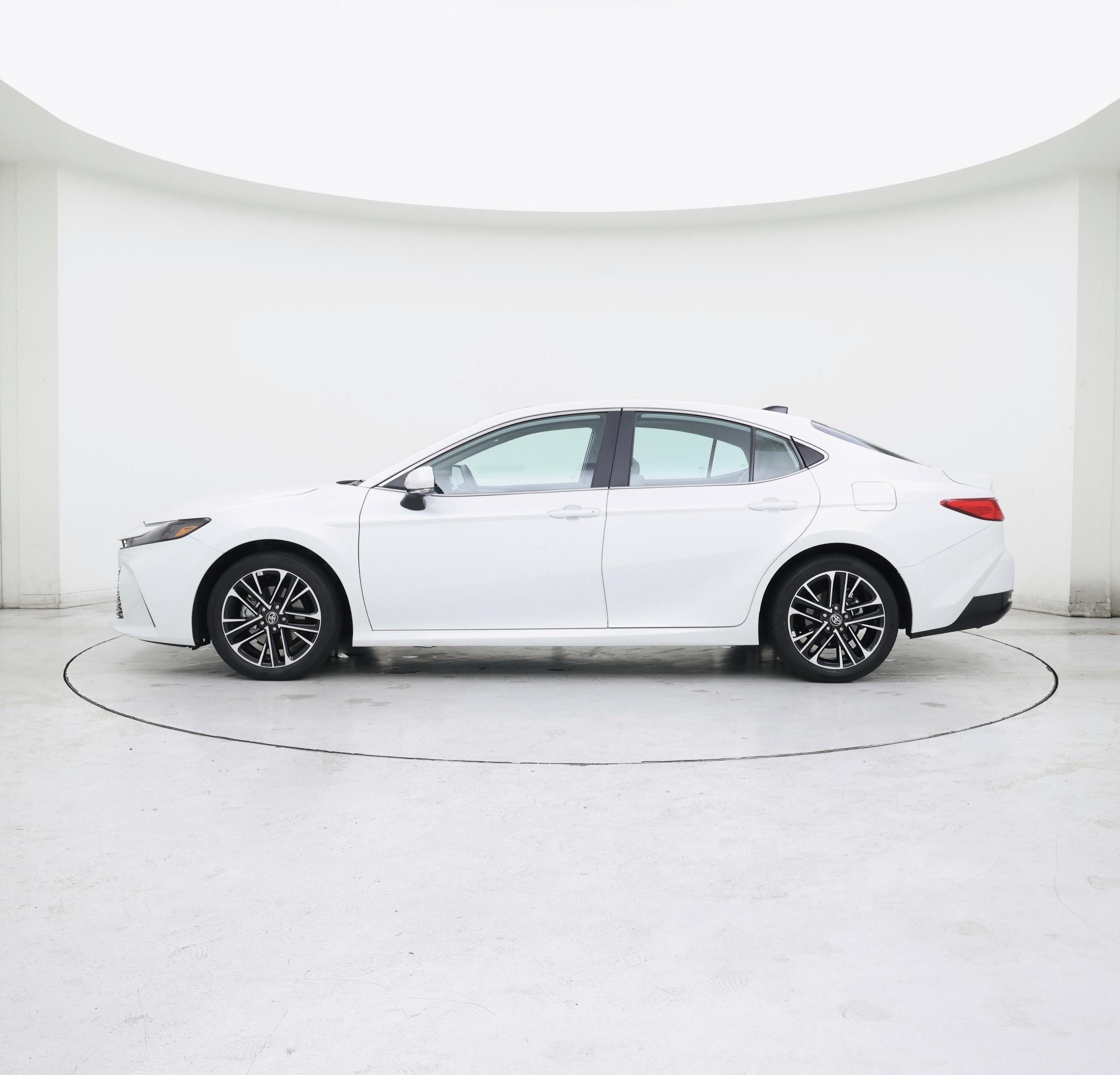 Thumbnail: 2025 Toyota Camry - 3