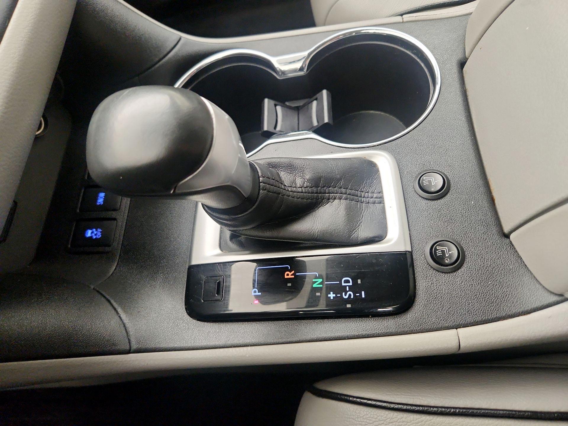 Thumbnail: 2014 Toyota Highlander - 17