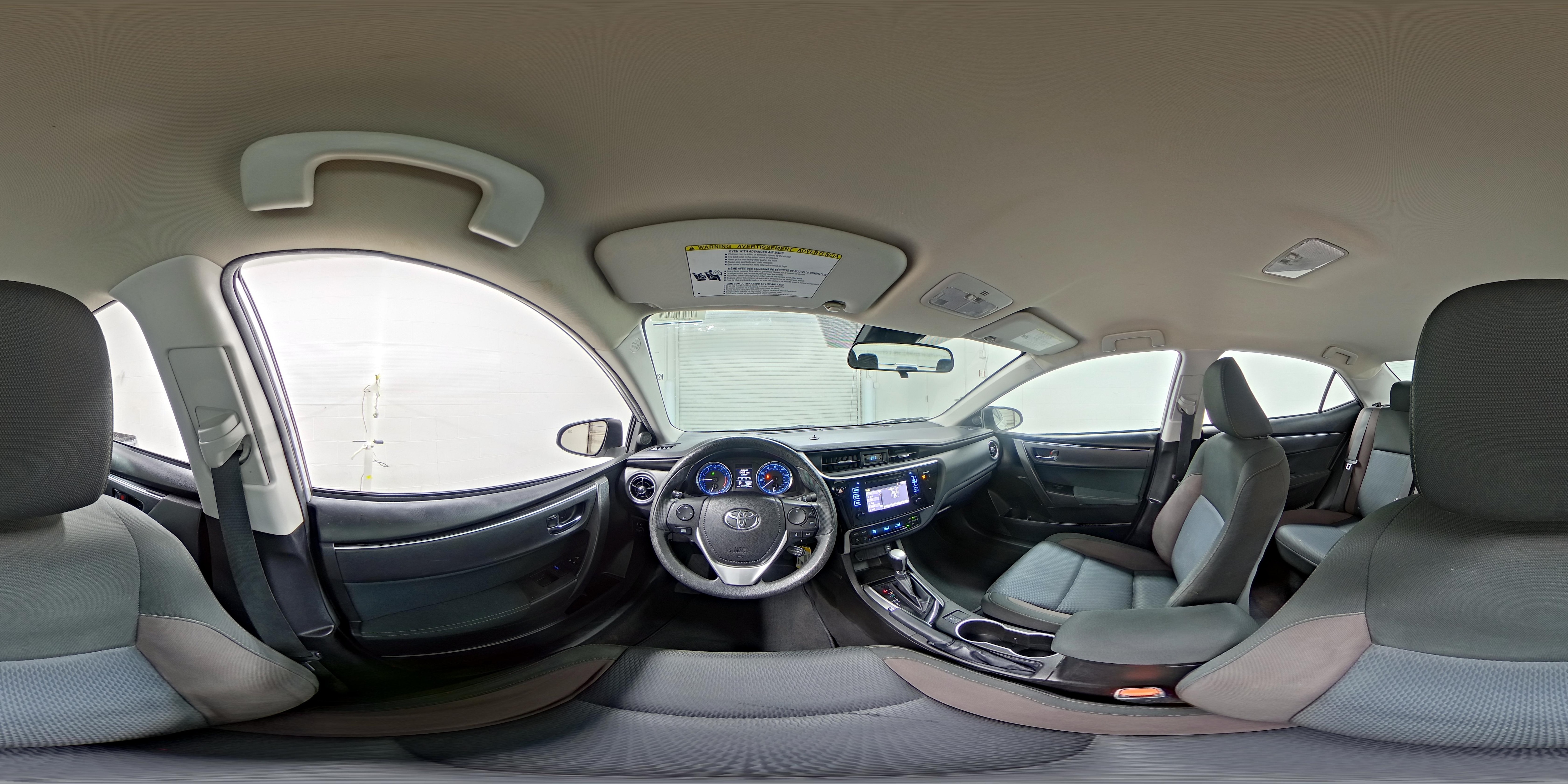 2017 Toyota Corolla LE - Photo 26