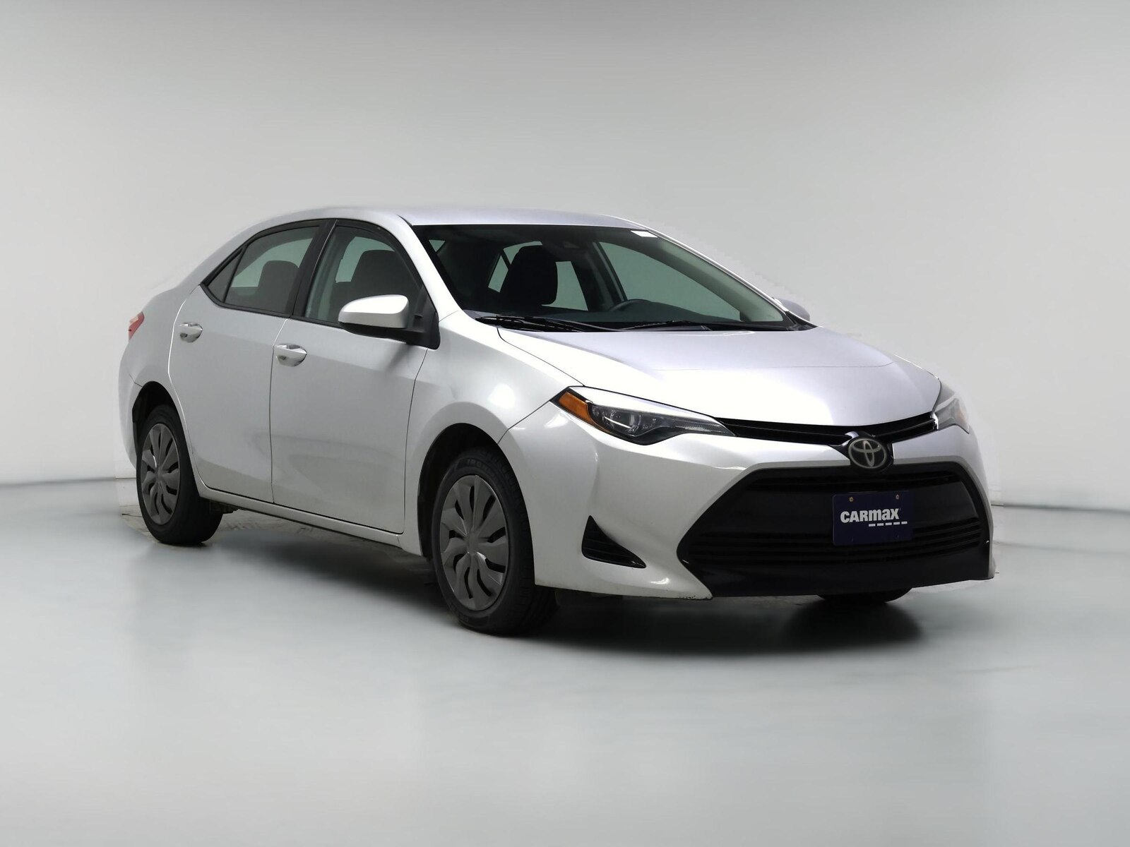 2017 Toyota Corolla LE - Photo 1
