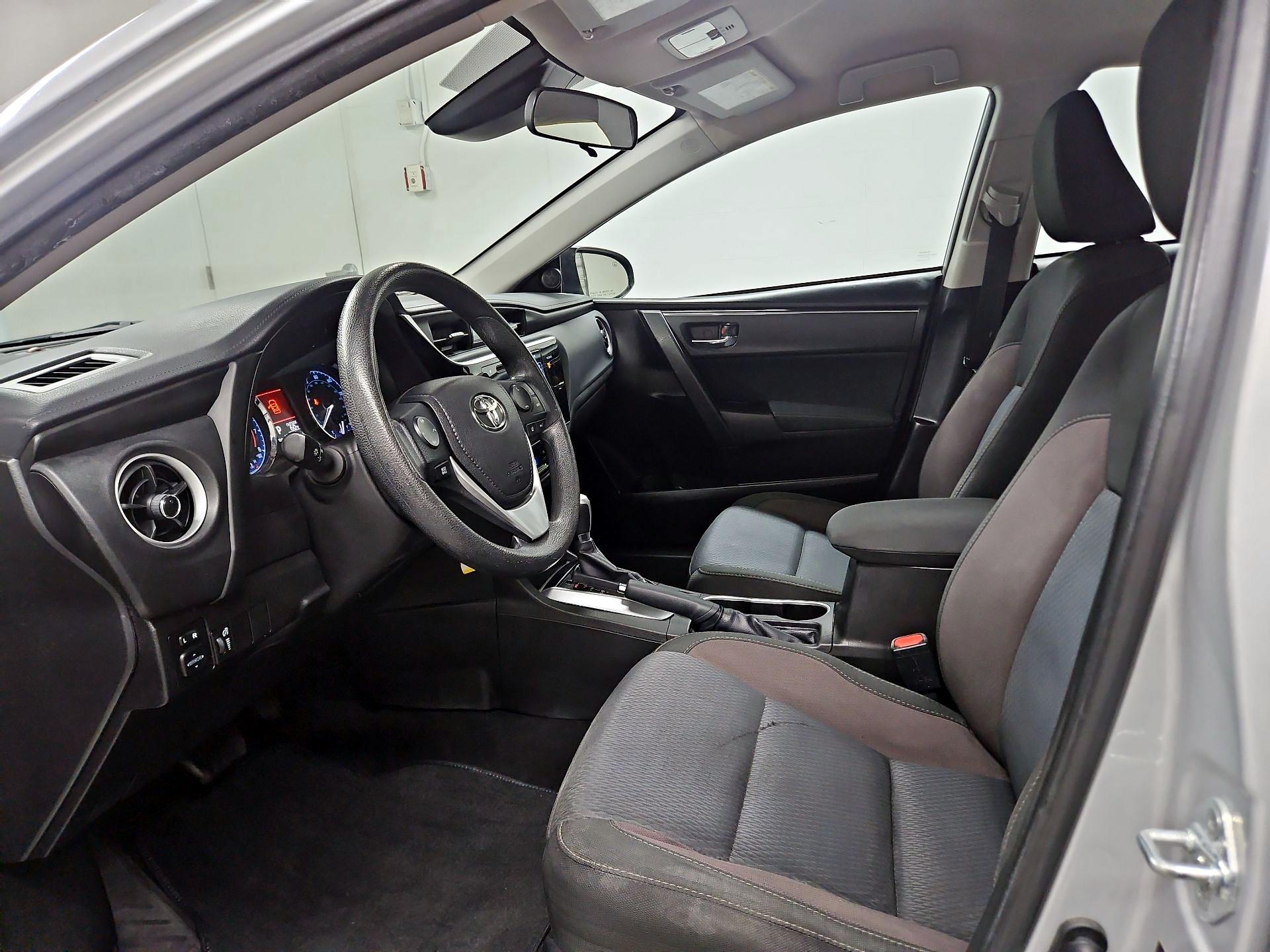 Thumbnail: 2017 Toyota Corolla - 11