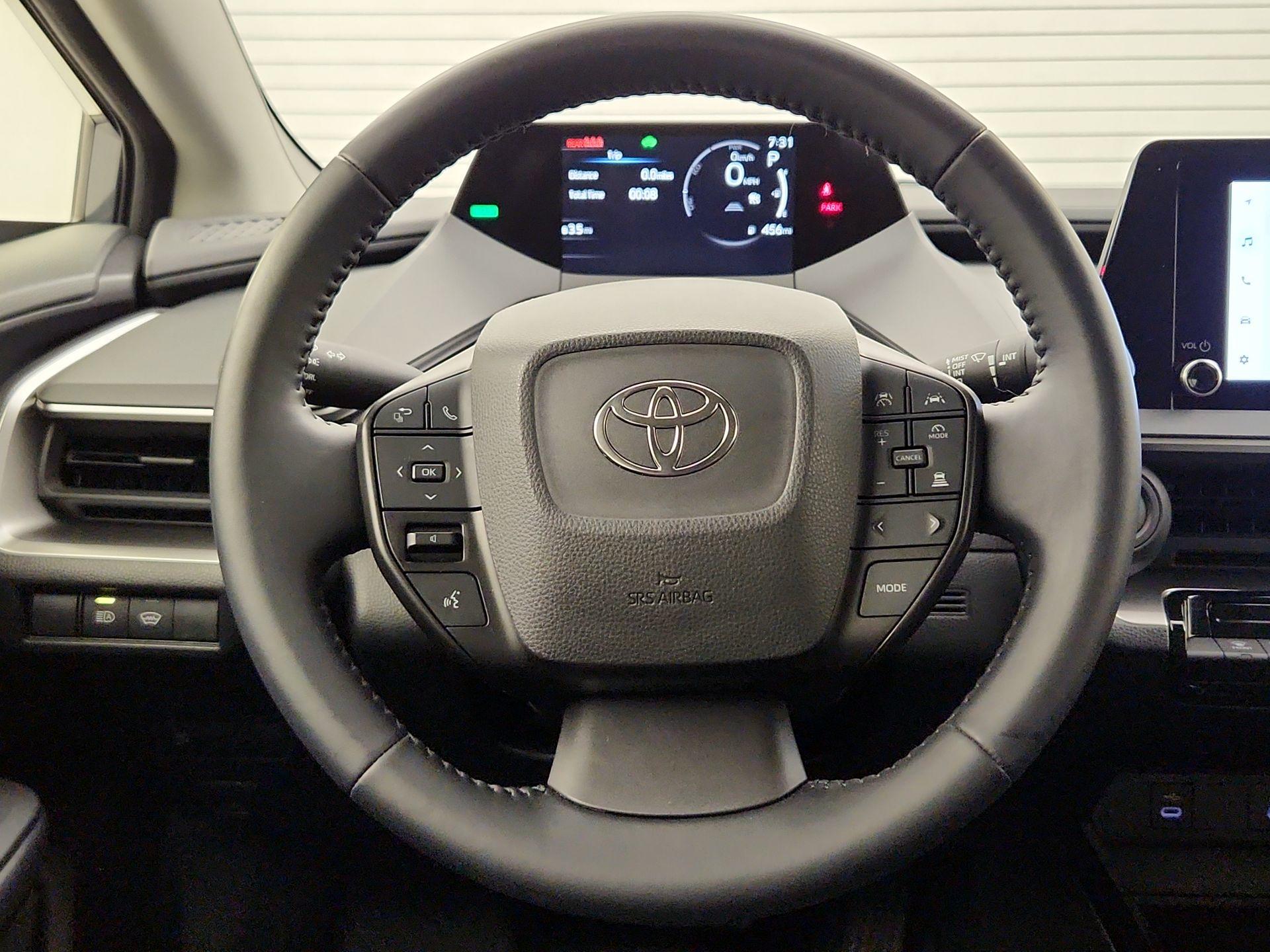 Thumbnail: 2023 Toyota Prius - 10