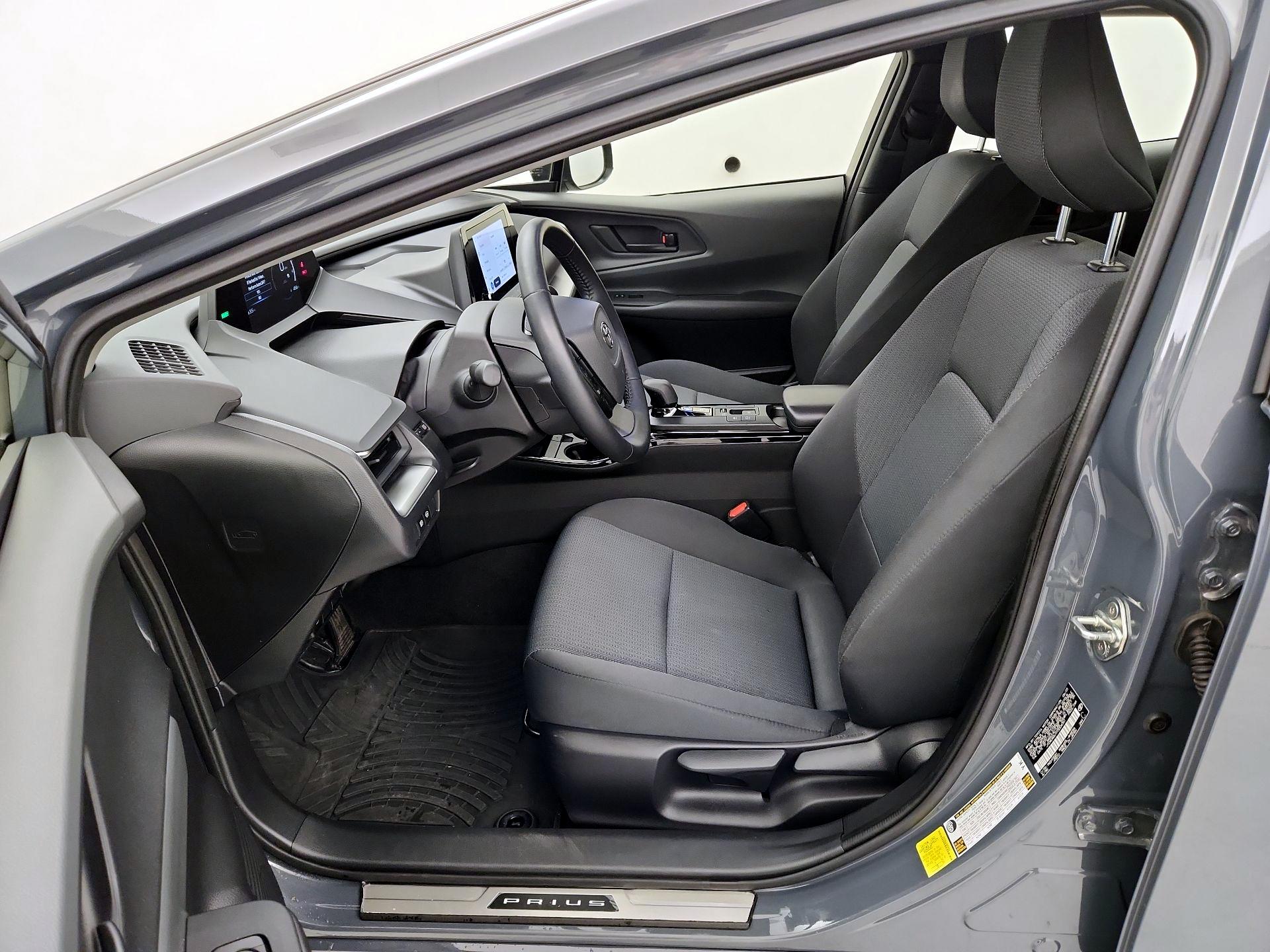 Thumbnail: 2023 Toyota Prius - 11