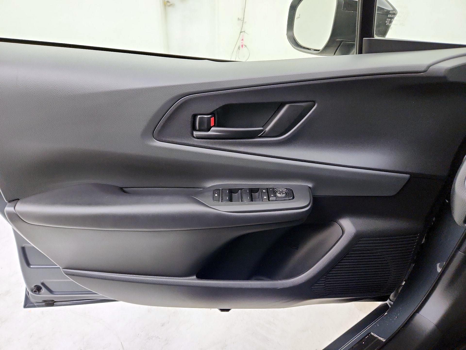 Thumbnail: 2023 Toyota Prius - 12