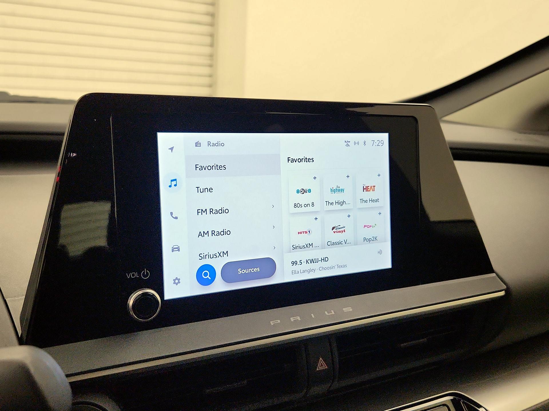 Thumbnail: 2023 Toyota Prius - 15