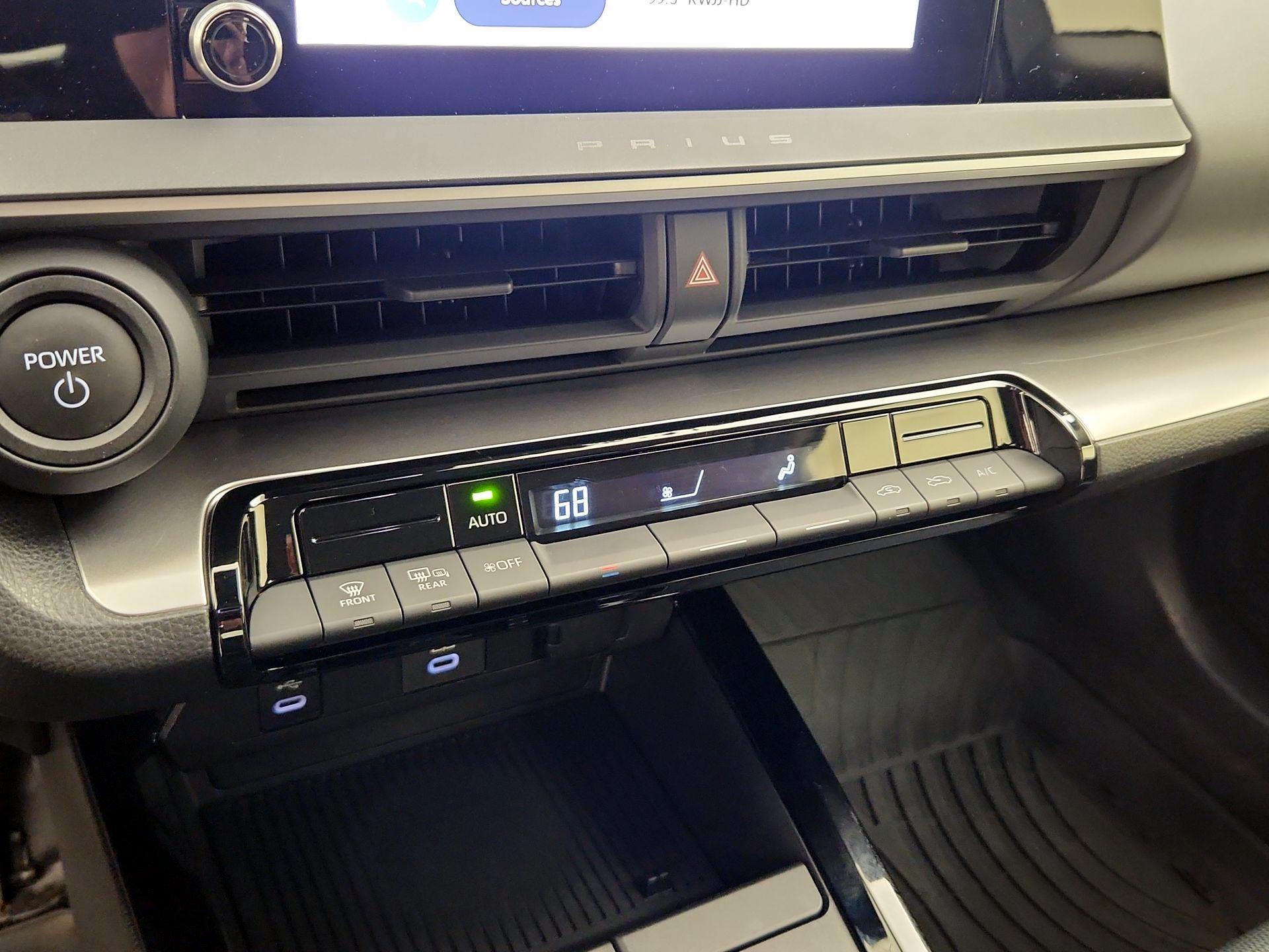 Thumbnail: 2023 Toyota Prius - 16