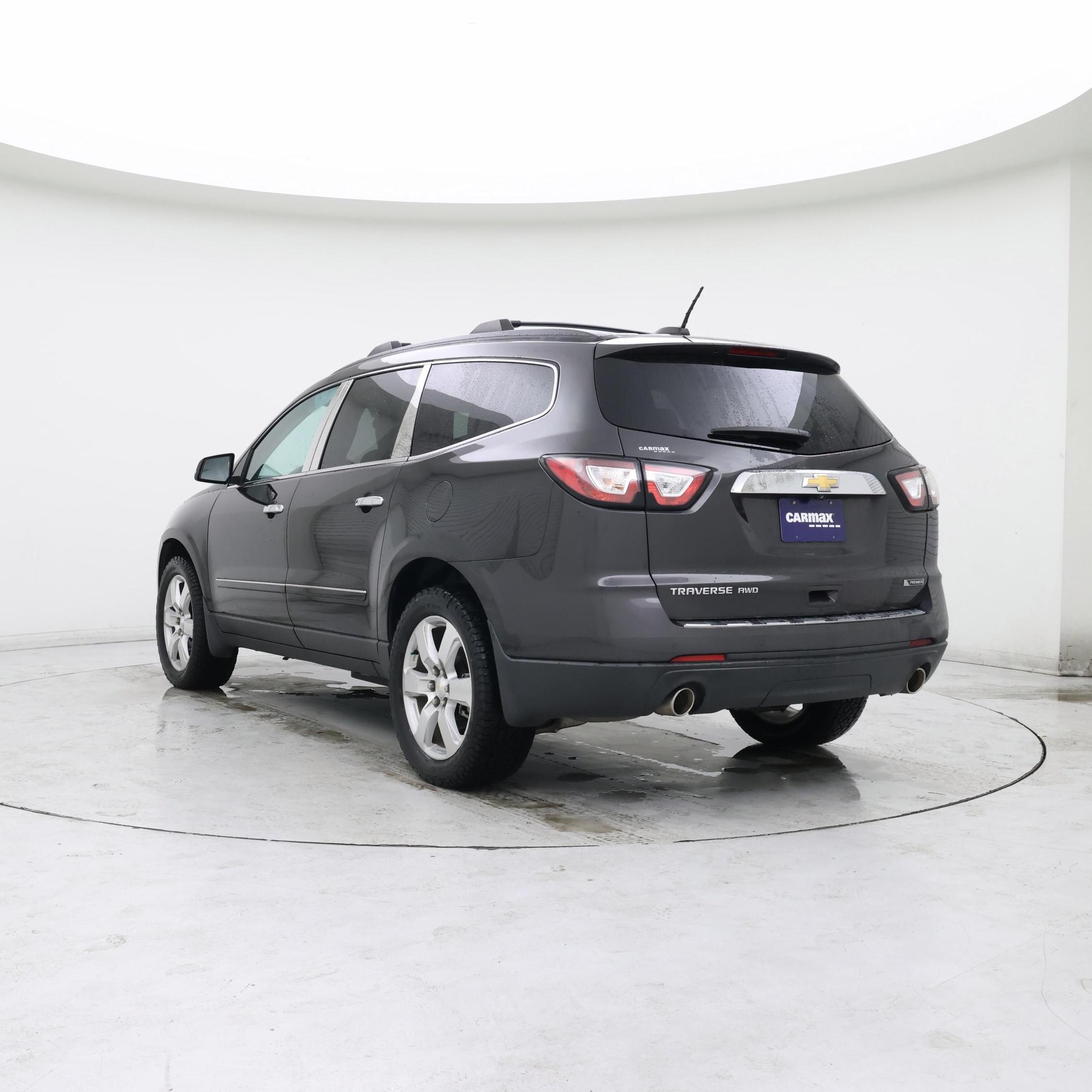Thumbnail: 2017 Chevrolet Traverse - 2