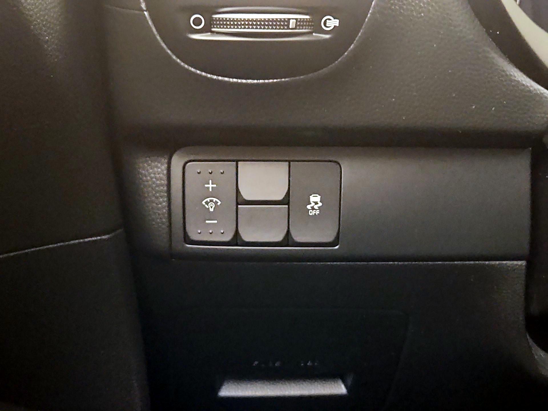 Thumbnail: 2016 Kia Soul - 13