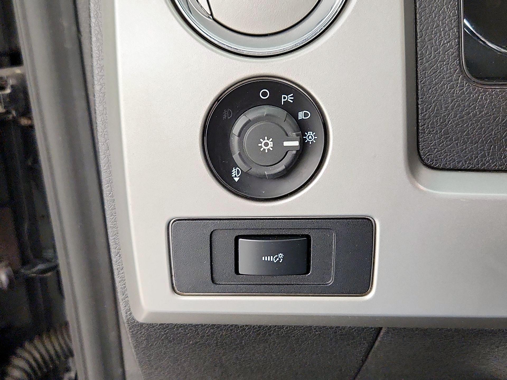 Thumbnail: 2014 Ford F-150 - 13