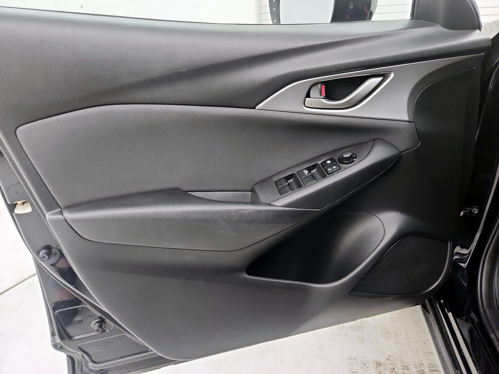 Thumbnail: 2016 Mazda CX-3 - 12
