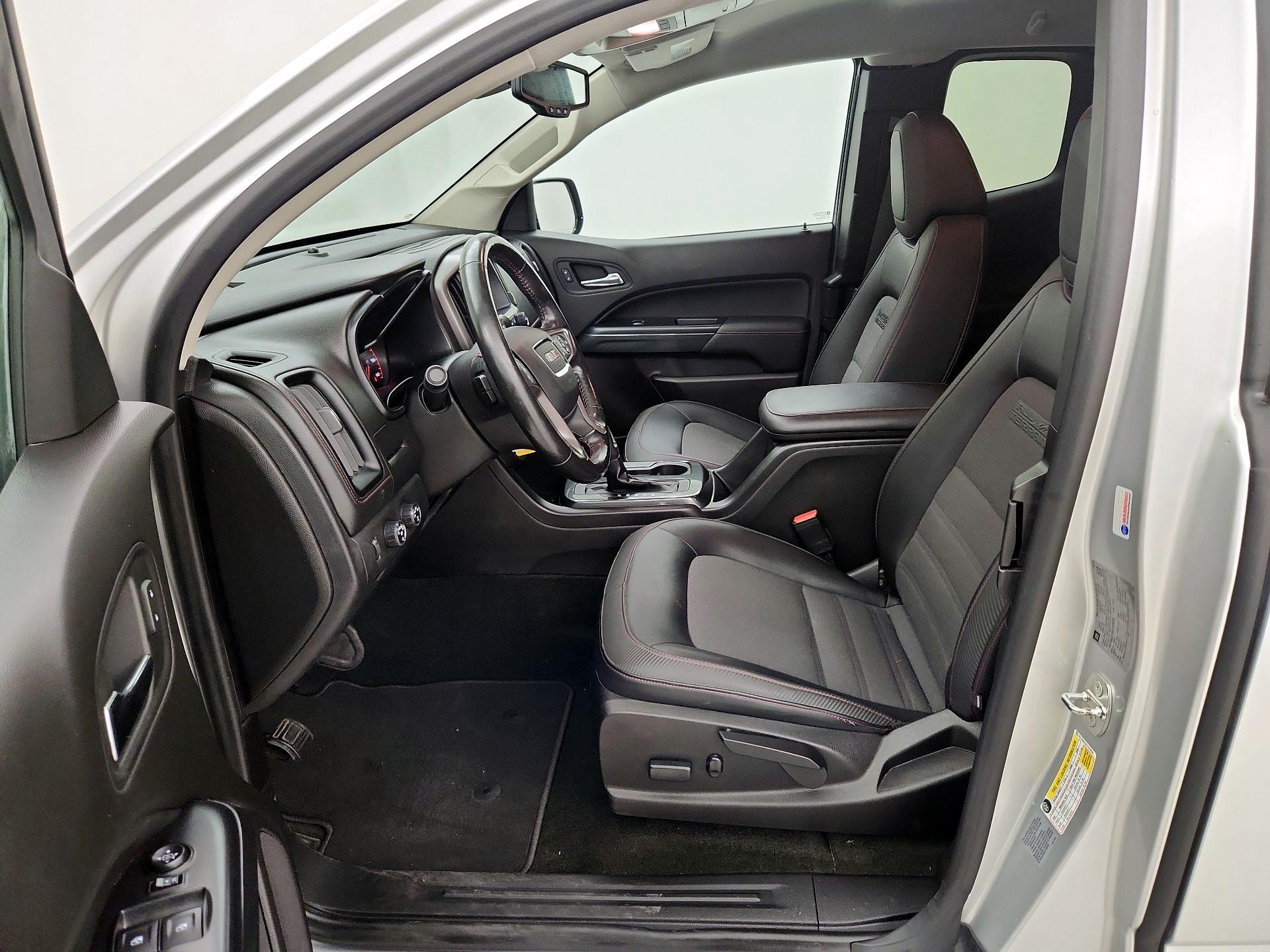 Thumbnail: 2016 GMC Canyon - 11