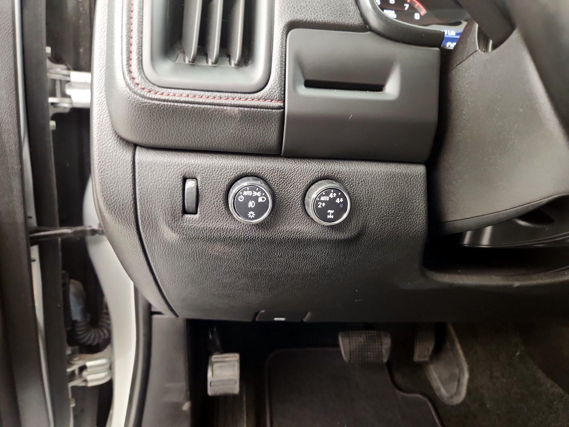 Thumbnail: 2016 GMC Canyon - 13