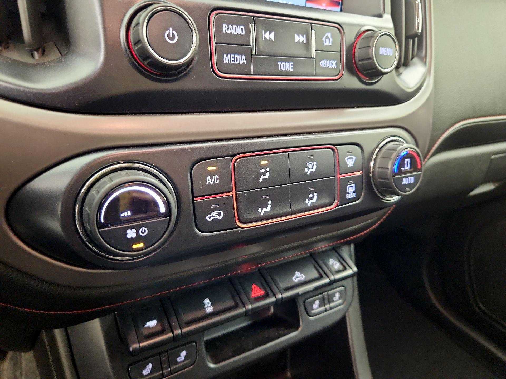 Thumbnail: 2016 GMC Canyon - 16