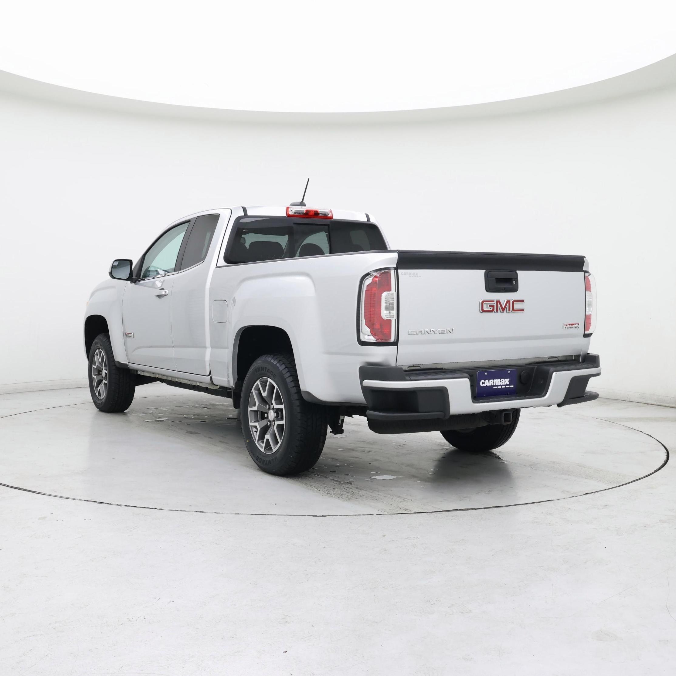 Thumbnail: 2016 GMC Canyon - 2