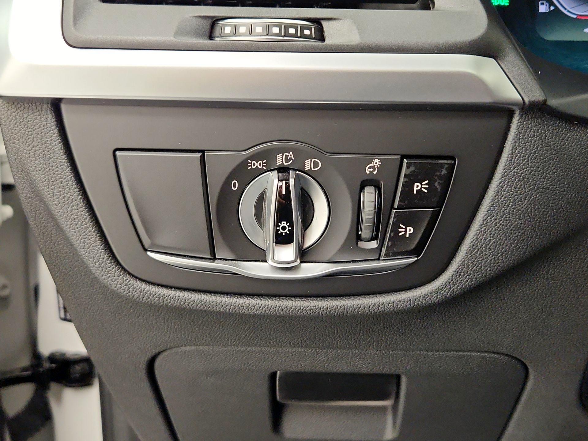 Thumbnail: 2022 BMW X3 - 13