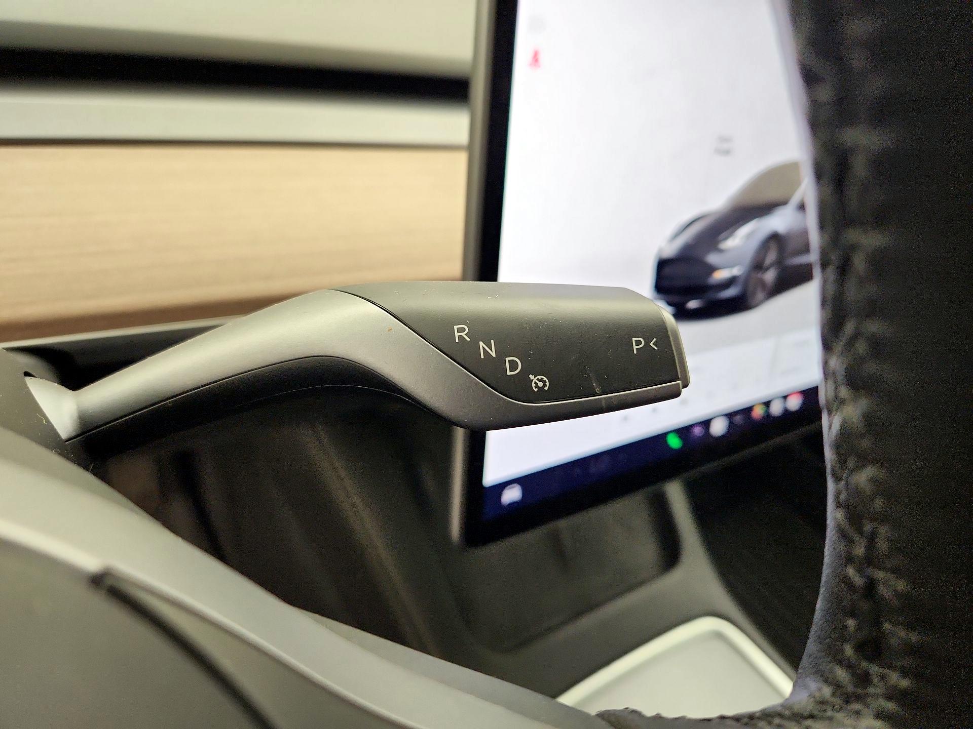 Thumbnail: 2023 Tesla Model 3 - 17