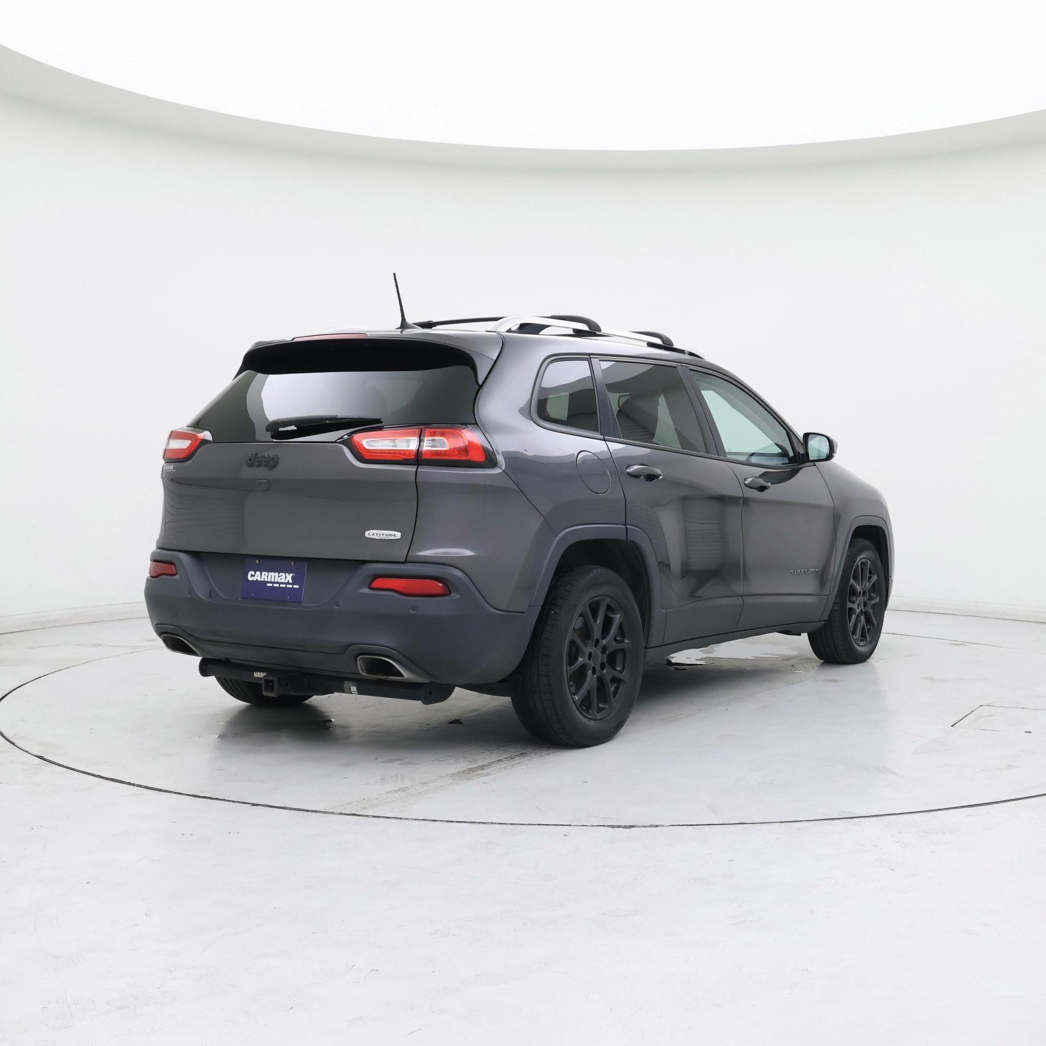 Thumbnail: 2016 Jeep Cherokee - 8