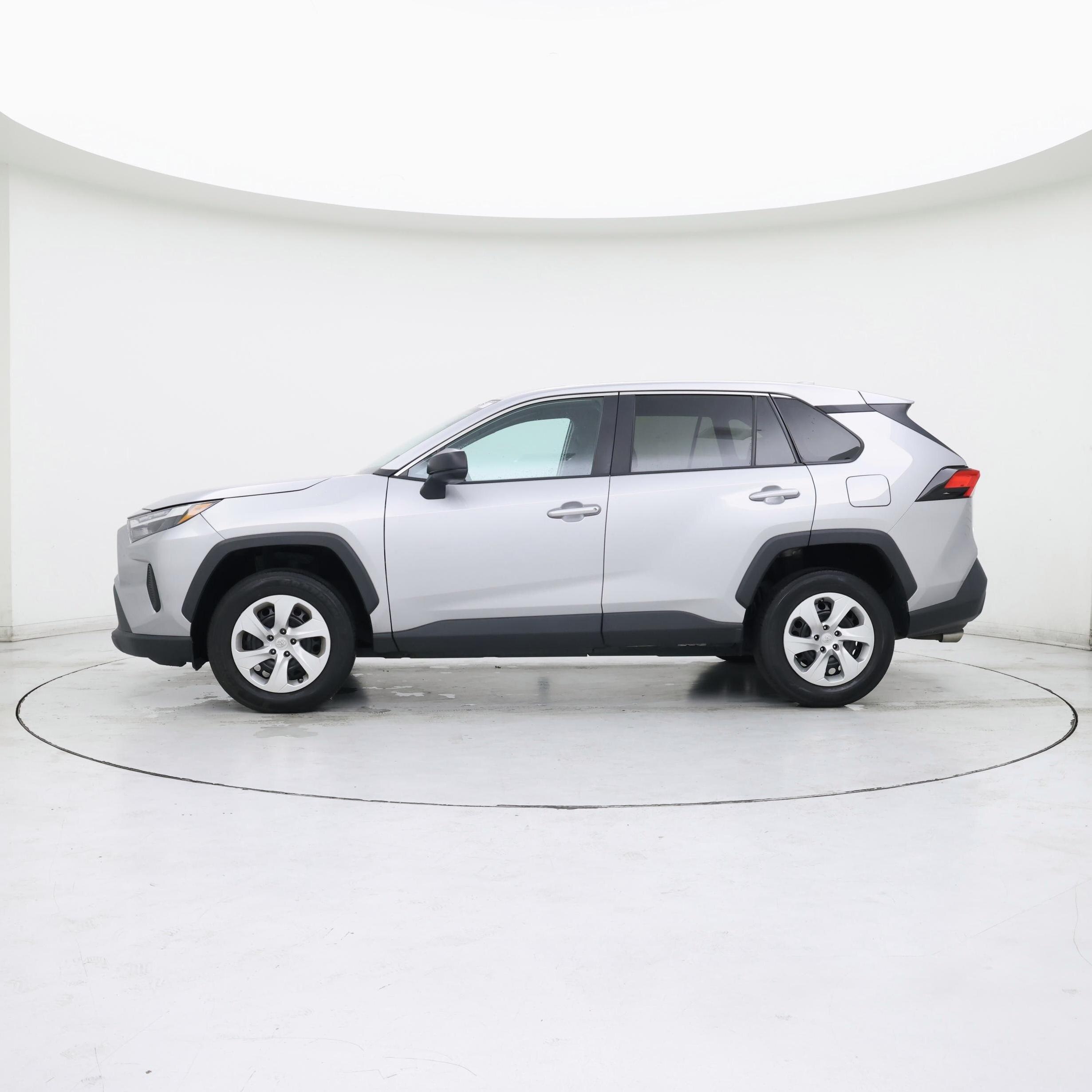 Thumbnail: 2023 Toyota RAV4 - 3