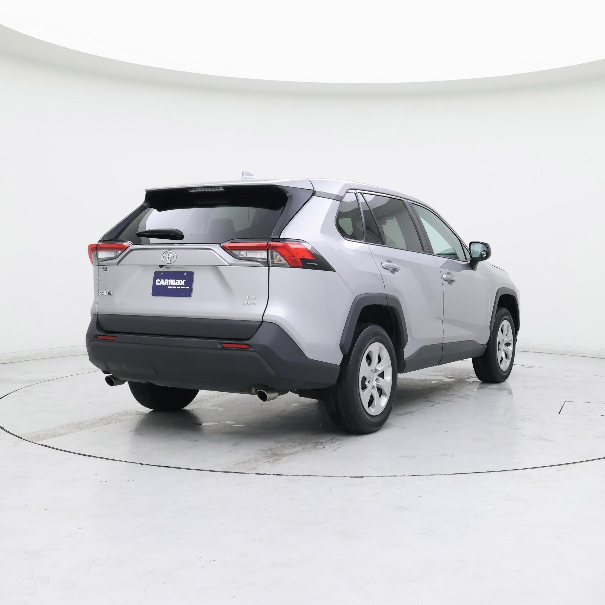 Thumbnail: 2023 Toyota RAV4 - 8