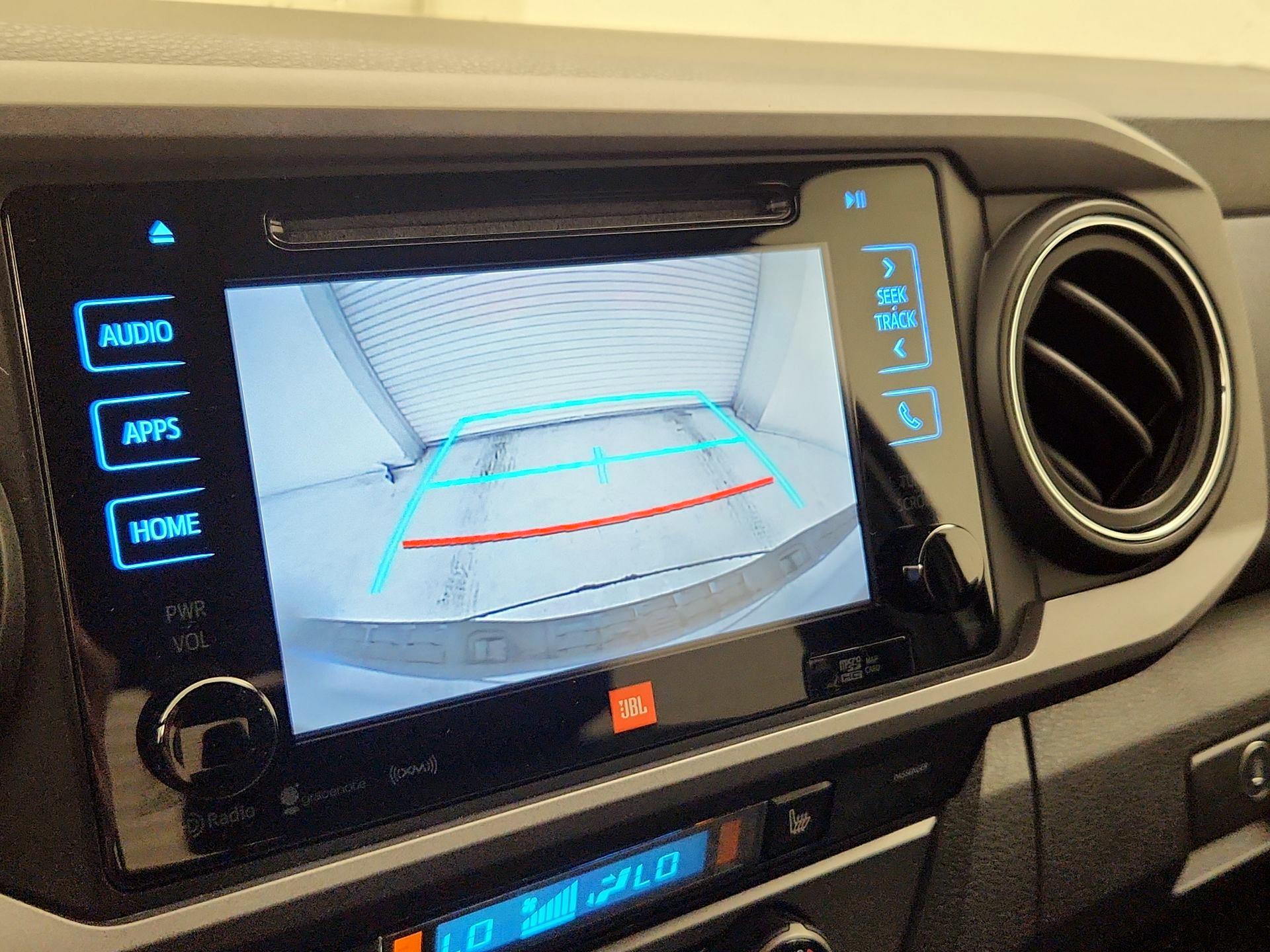 Thumbnail: 2017 Toyota Tacoma - 15