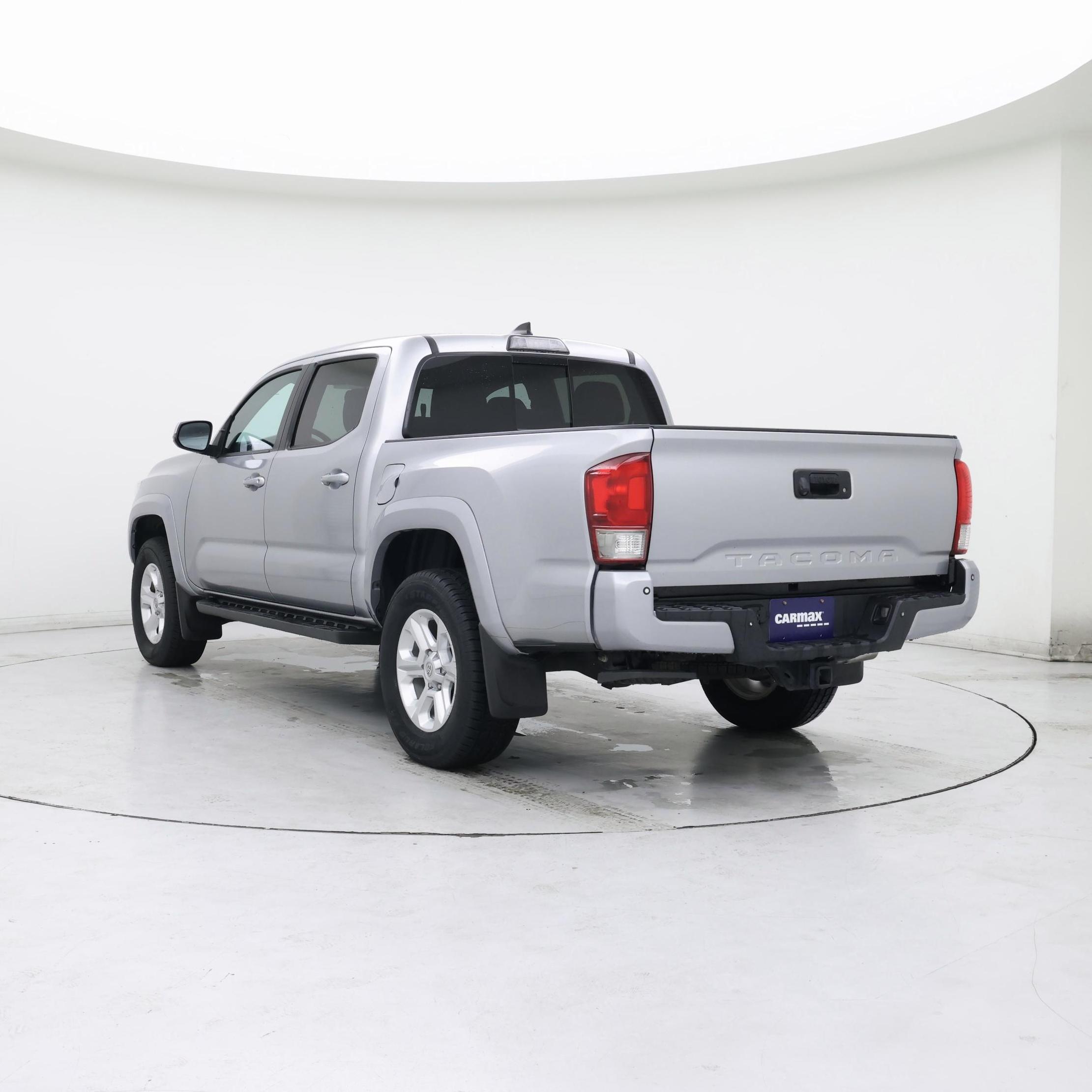 Thumbnail: 2017 Toyota Tacoma - 2