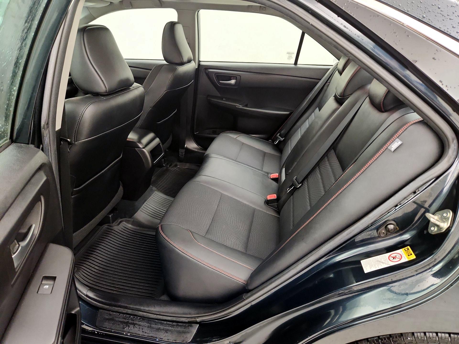 Thumbnail: 2017 Toyota Camry - 20