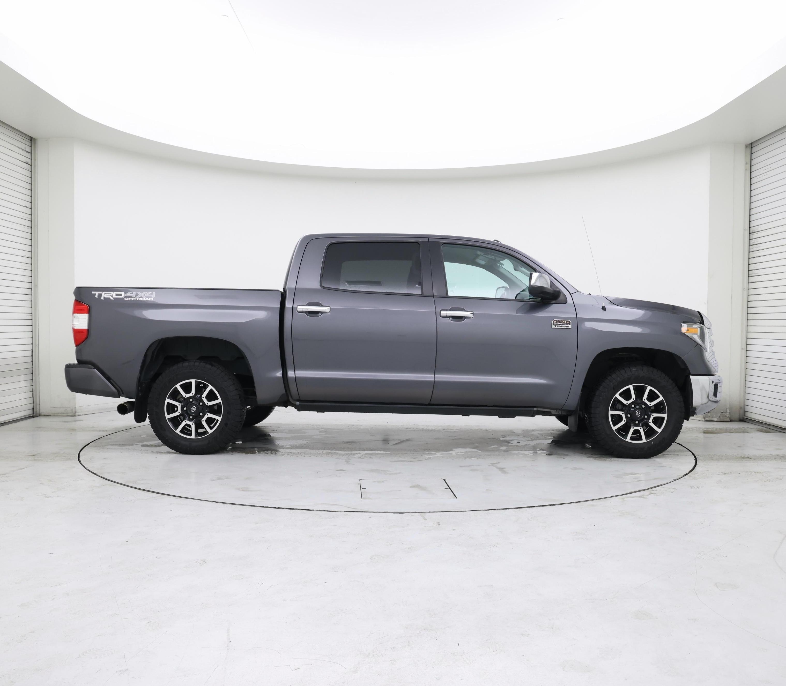 Thumbnail: 2018 Toyota Tundra - 7