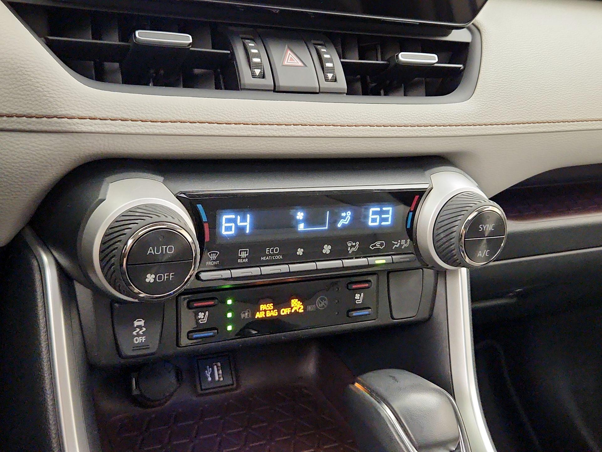 Thumbnail: 2024 Toyota RAV4 - 16