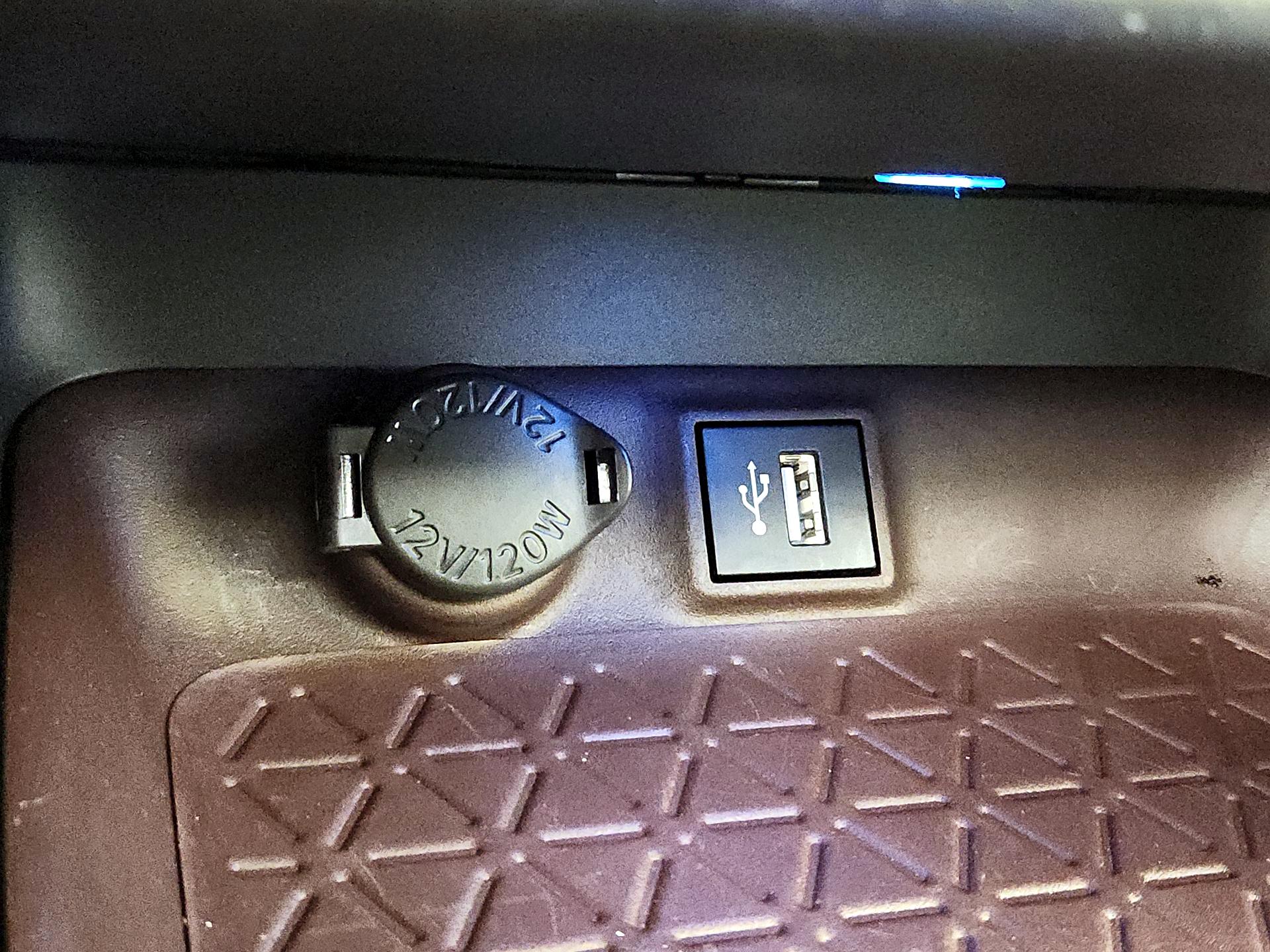 Thumbnail: 2024 Toyota RAV4 - 18