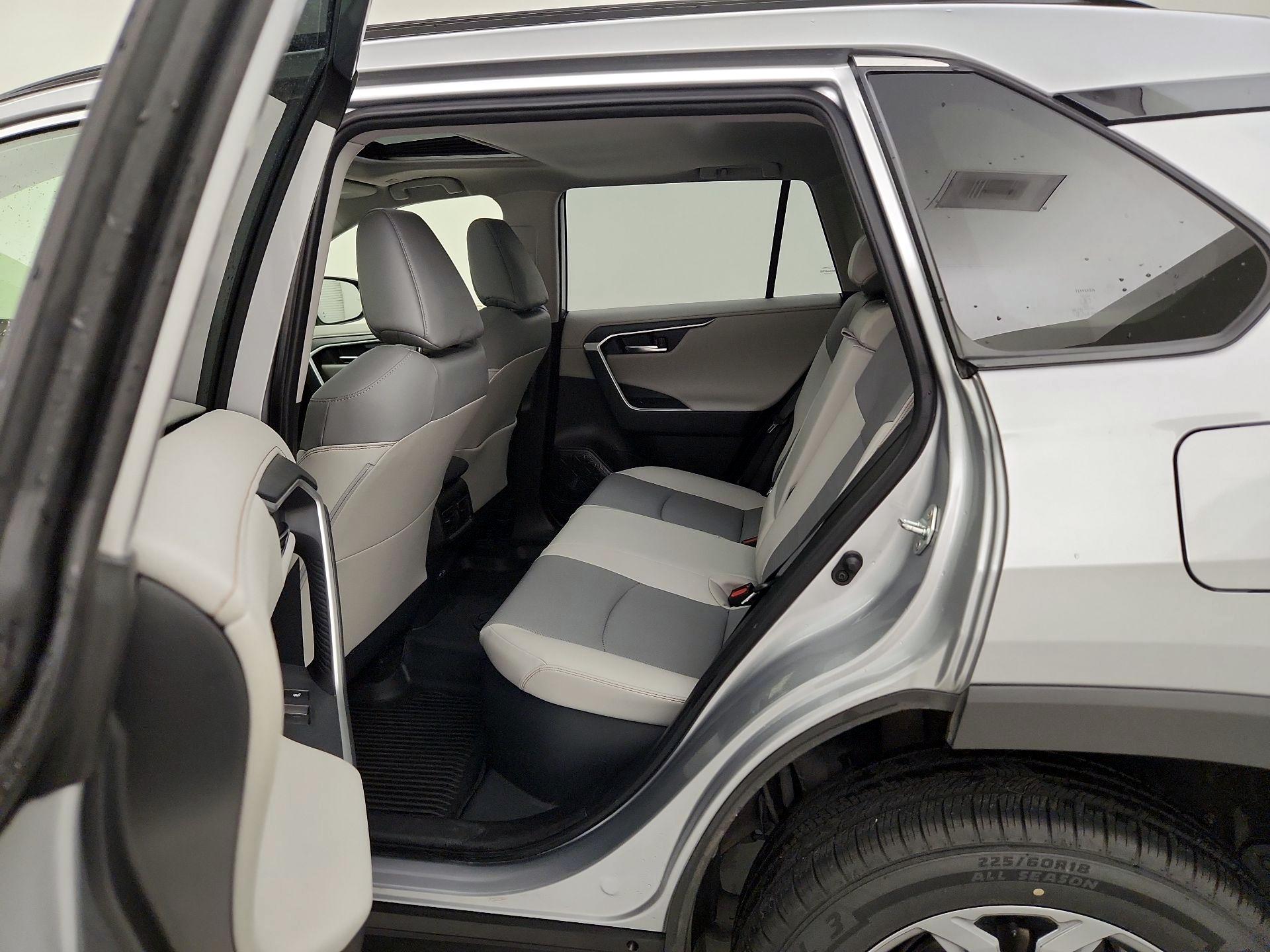 Thumbnail: 2024 Toyota RAV4 - 20