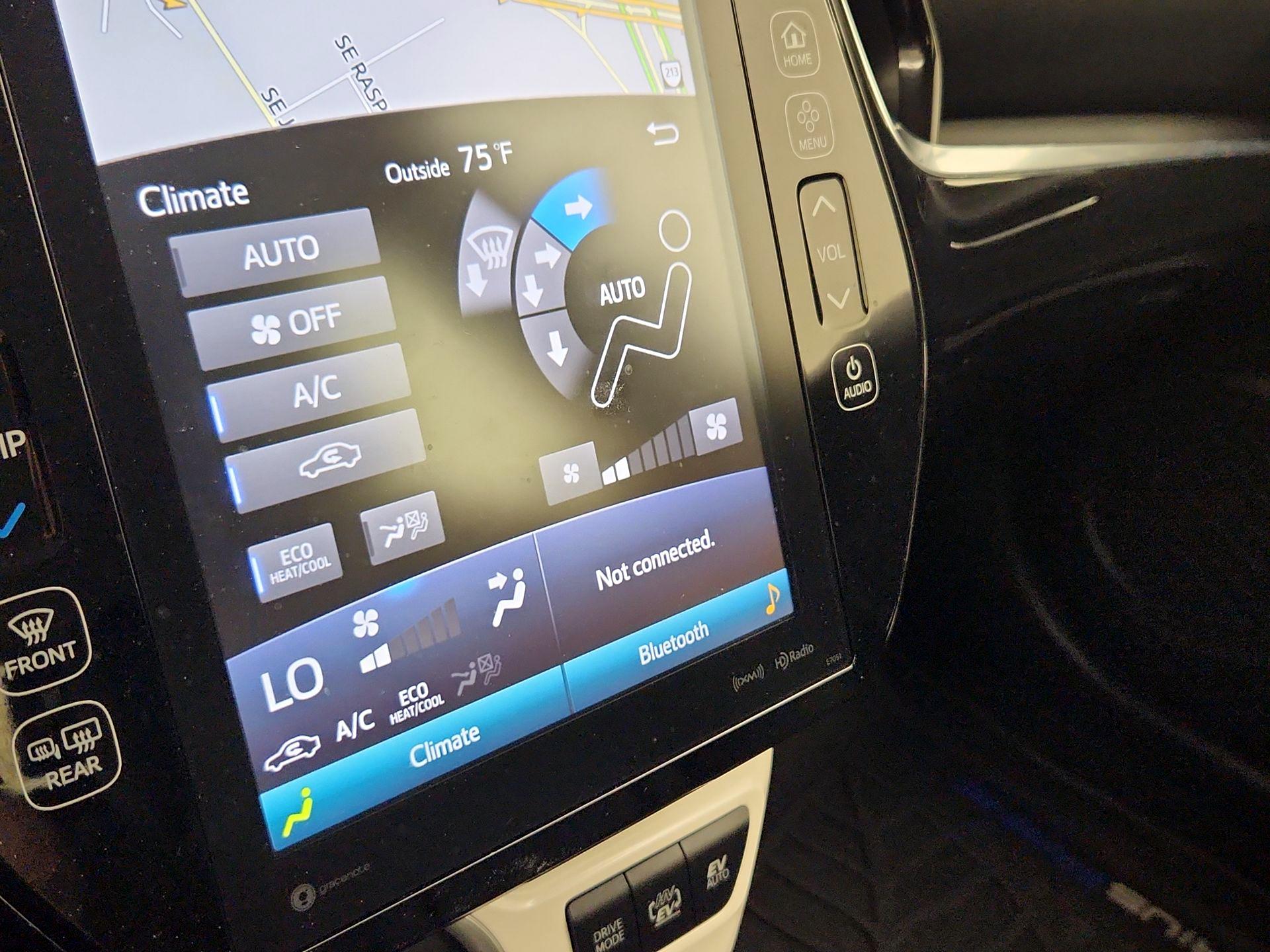 Thumbnail: 2017 Toyota Prius Prime - 17