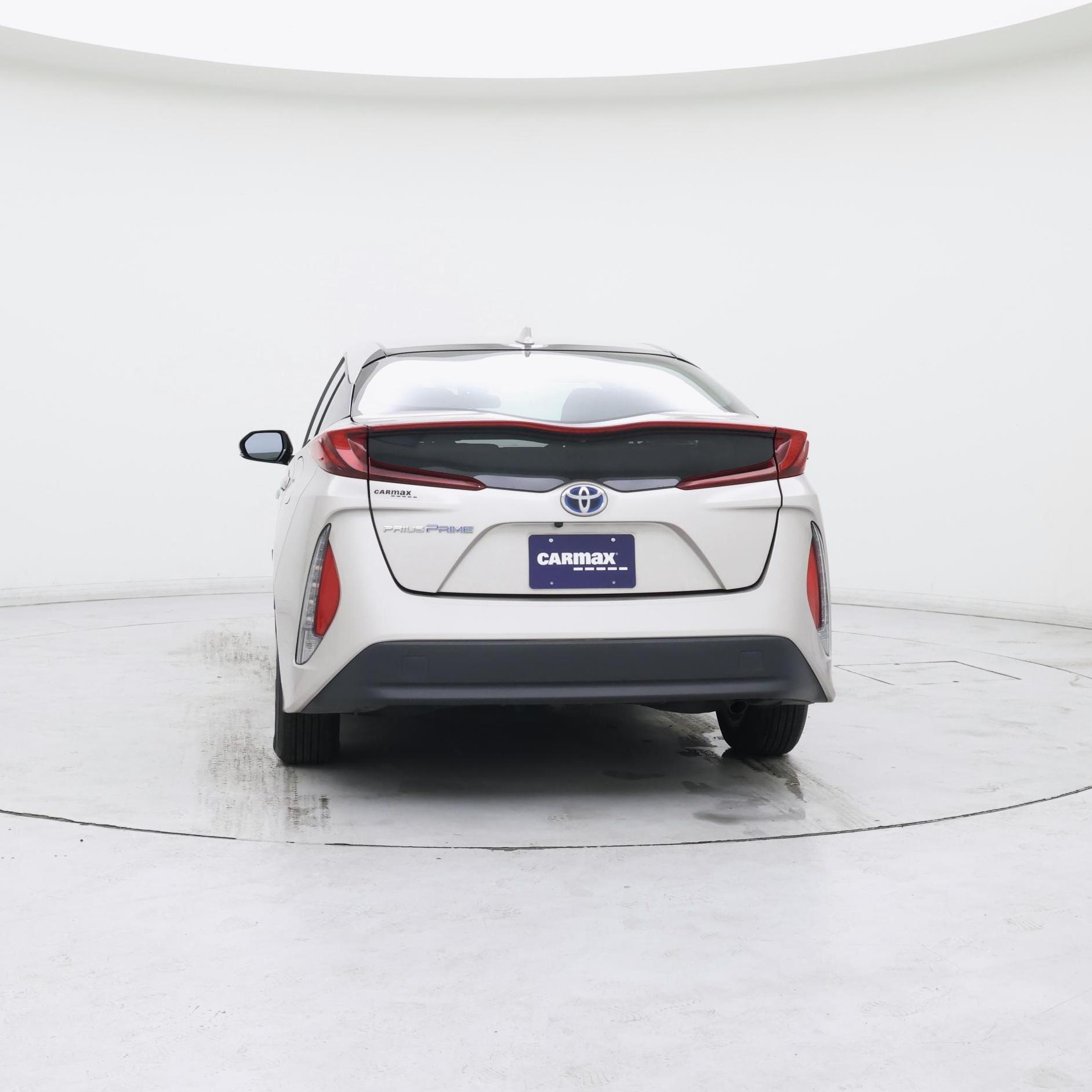 Thumbnail: 2017 Toyota Prius Prime - 6