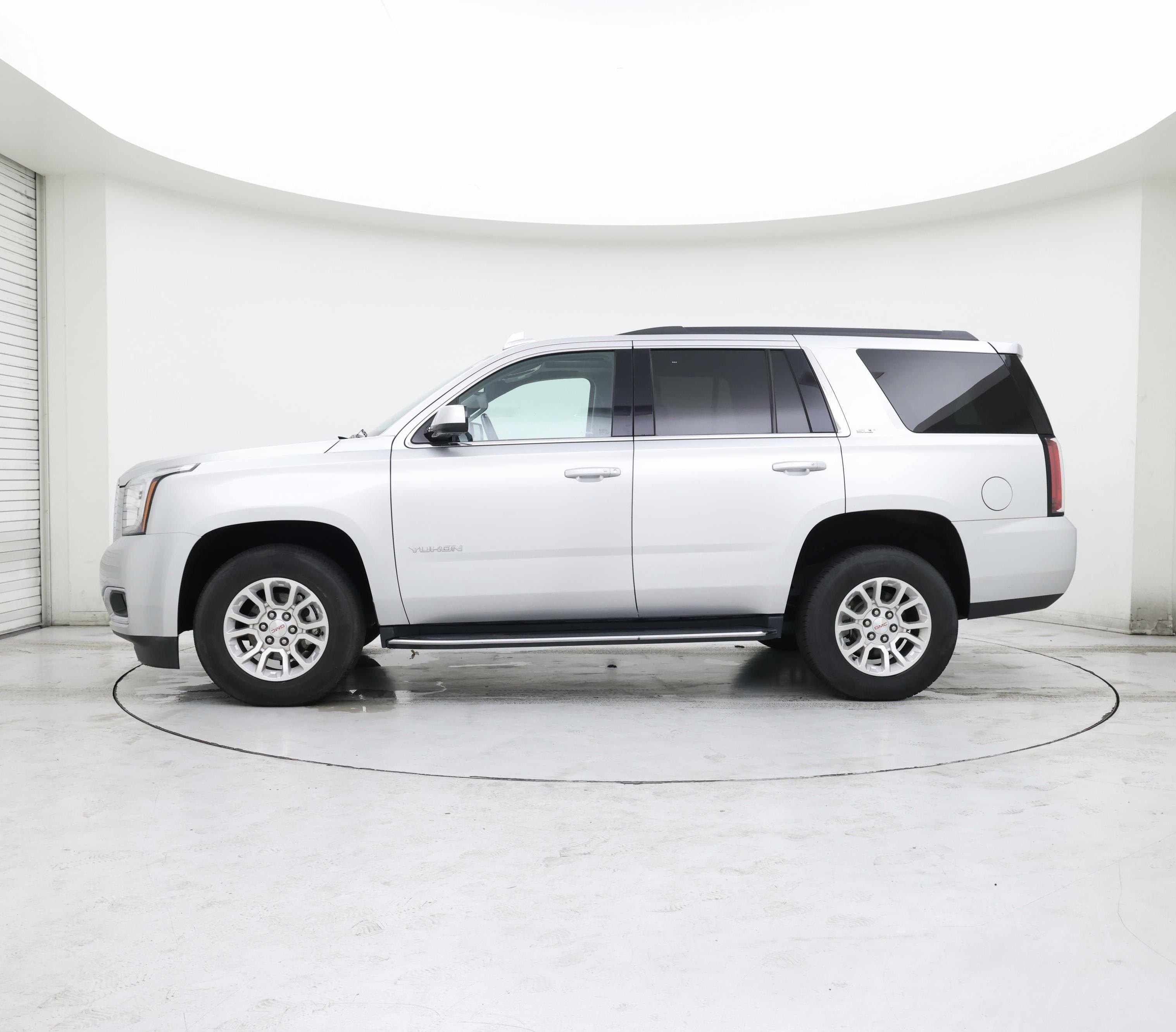 Thumbnail: 2019 GMC Yukon - 3