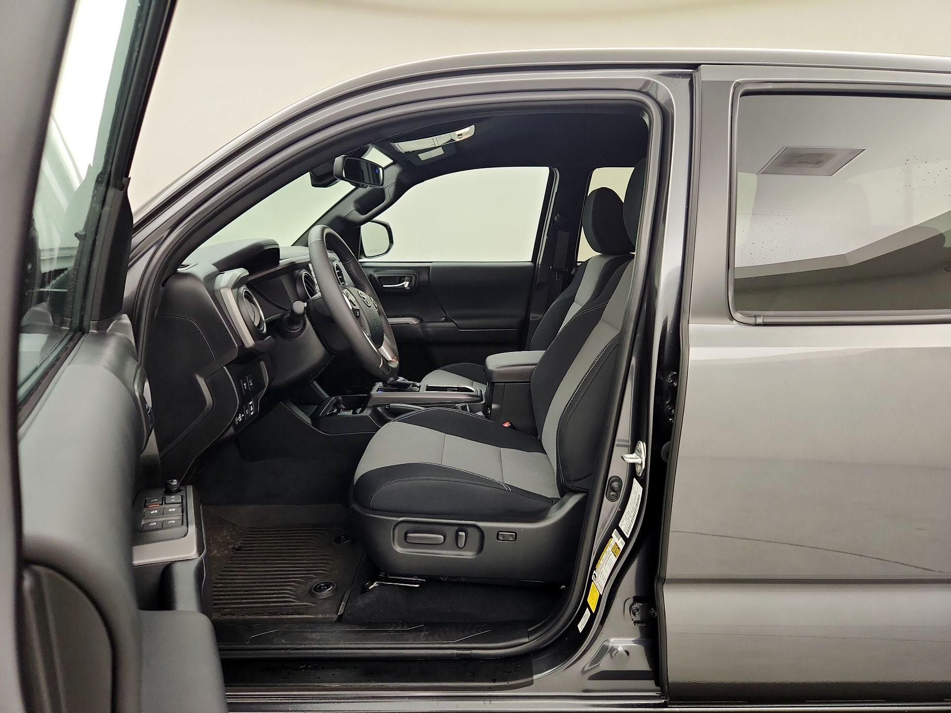 Thumbnail: 2023 Toyota Tacoma - 11