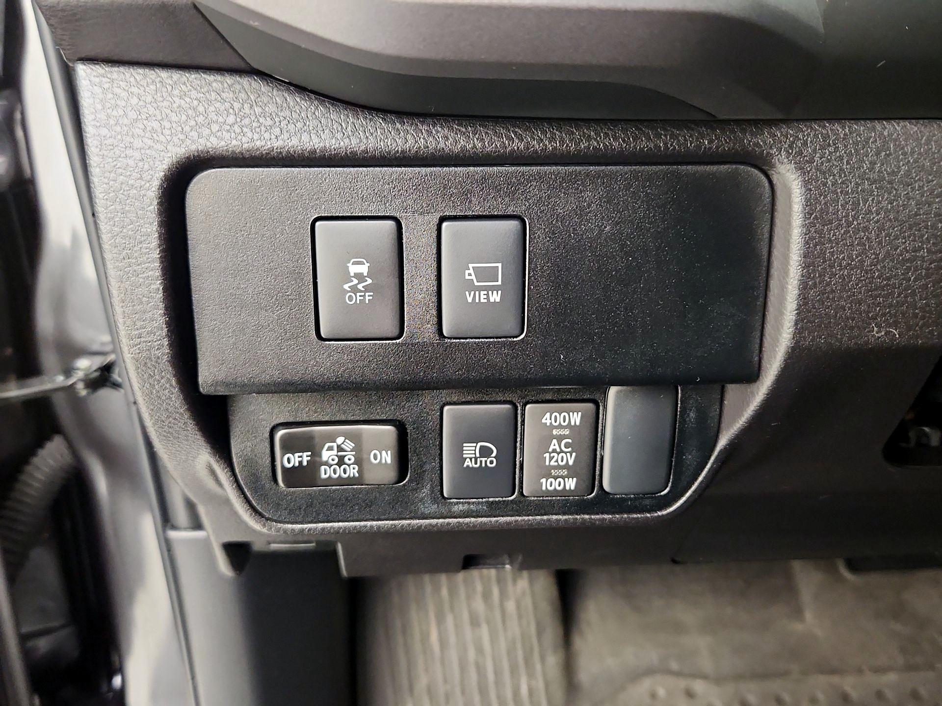 Thumbnail: 2023 Toyota Tacoma - 13