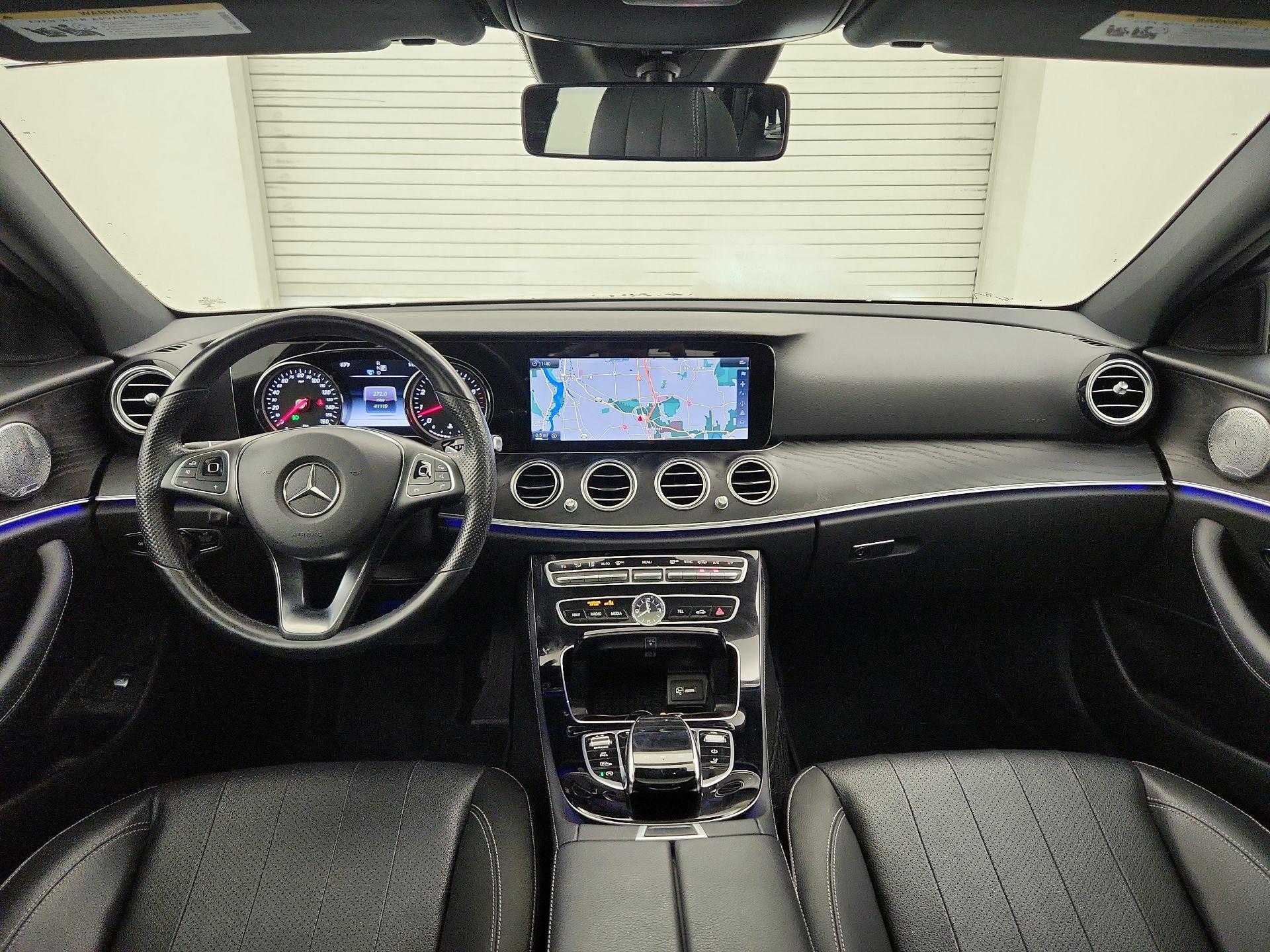 Thumbnail: 2017 Mercedes-Benz E-Class - 9