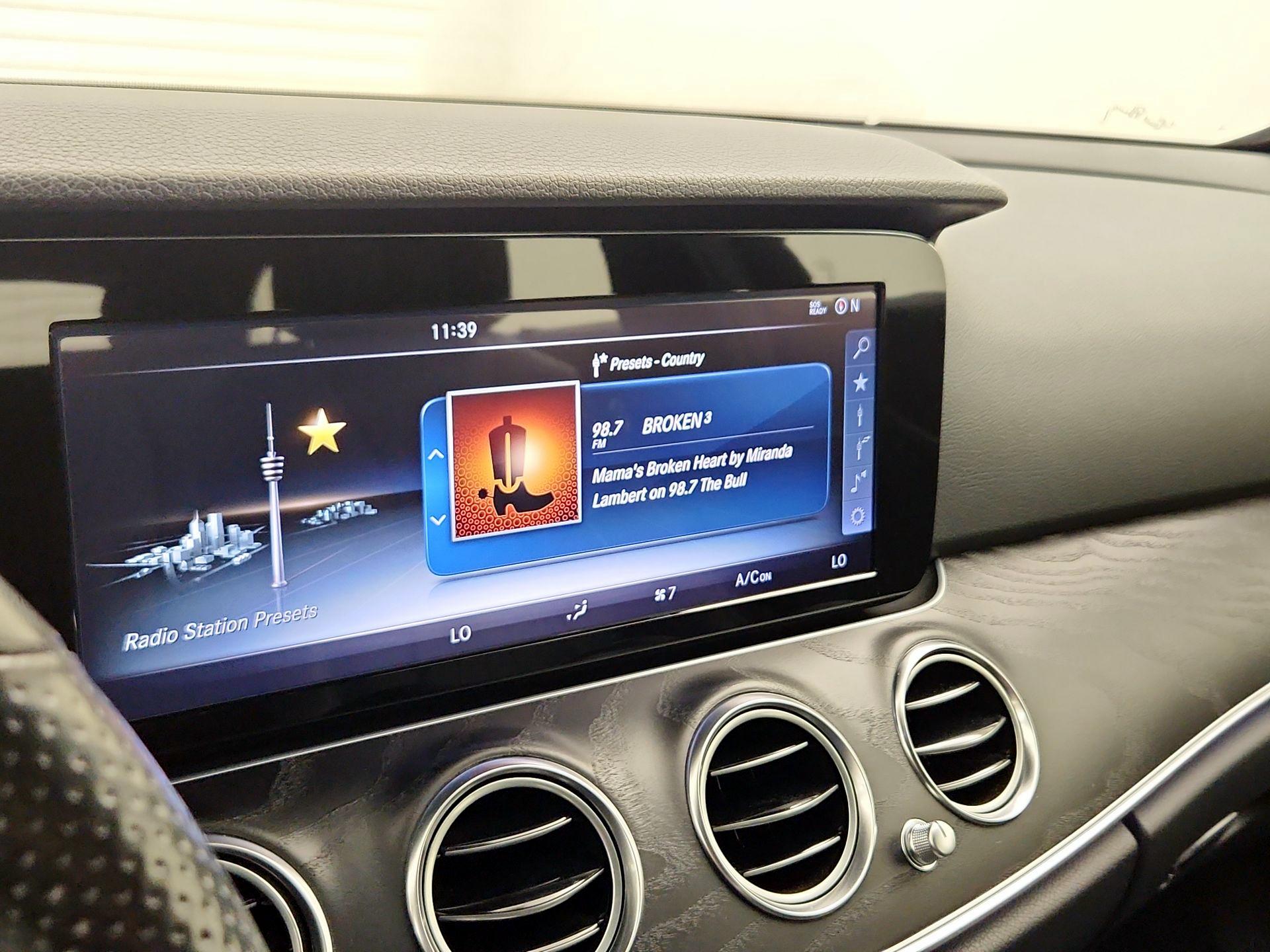 Thumbnail: 2017 Mercedes-Benz E-Class - 16