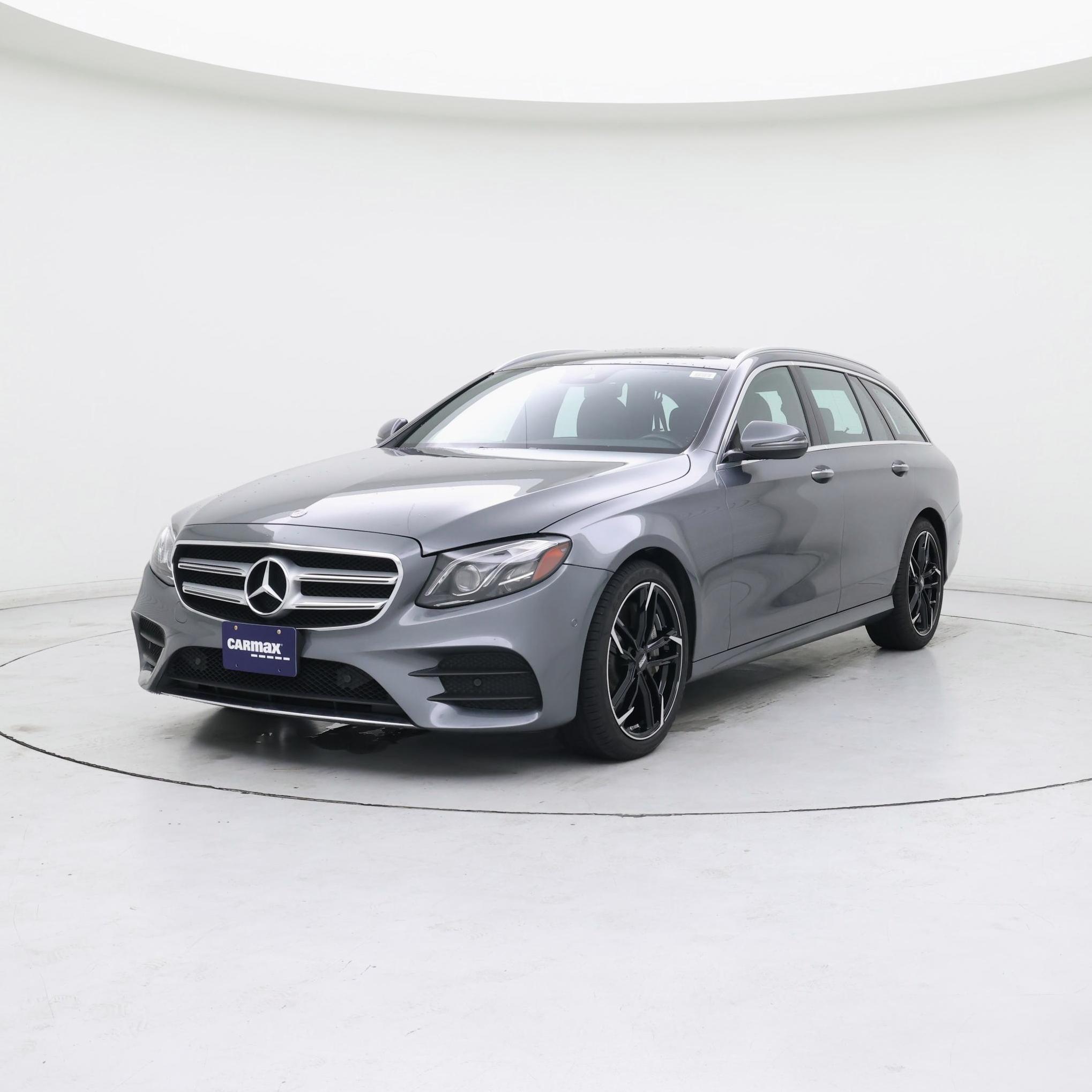 Thumbnail: 2017 Mercedes-Benz E-Class - 4