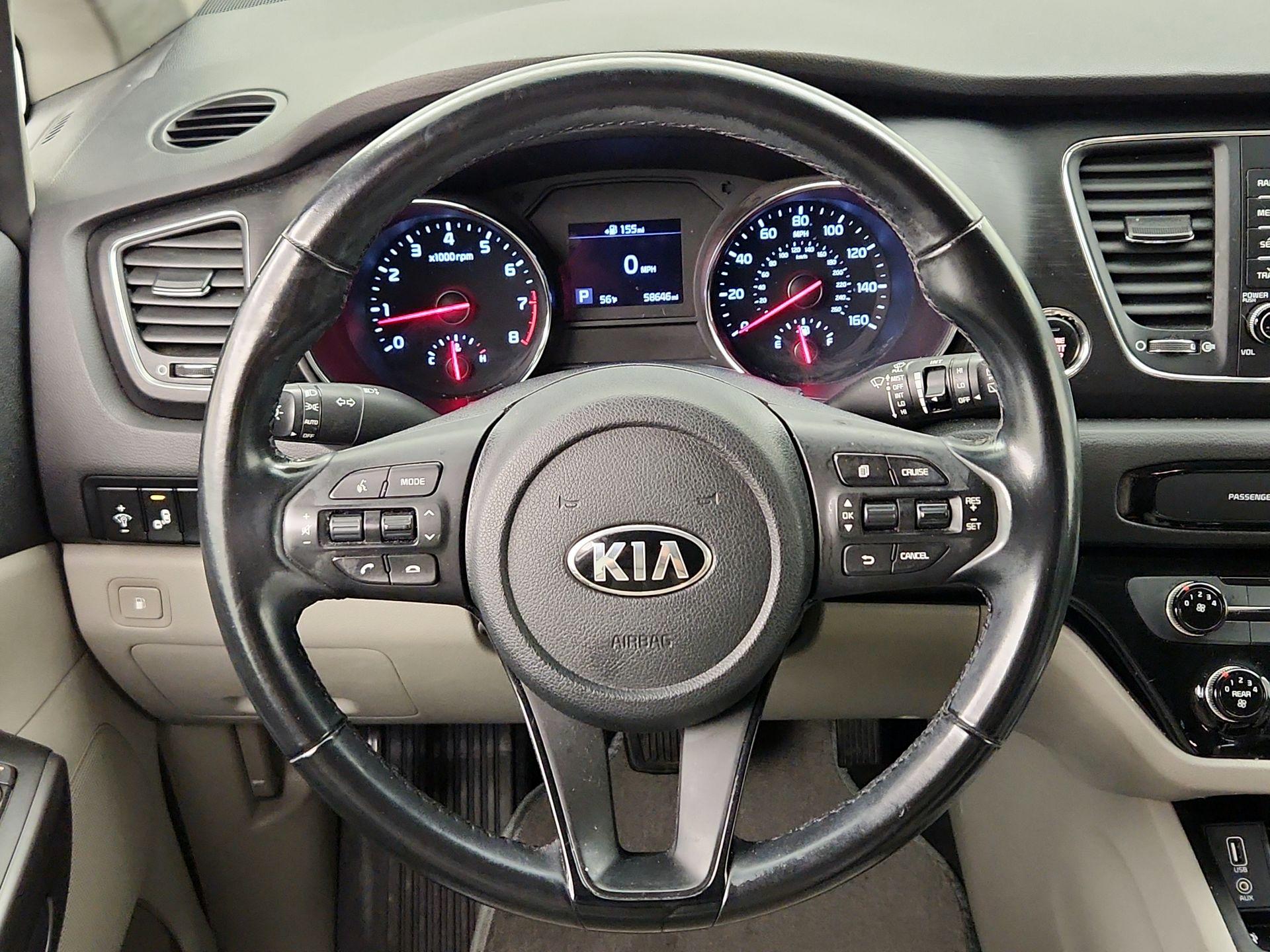 Thumbnail: 2019 Kia Sedona - 10