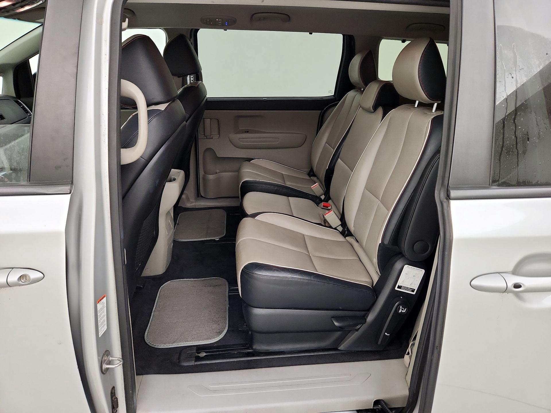 Thumbnail: 2019 Kia Sedona - 19