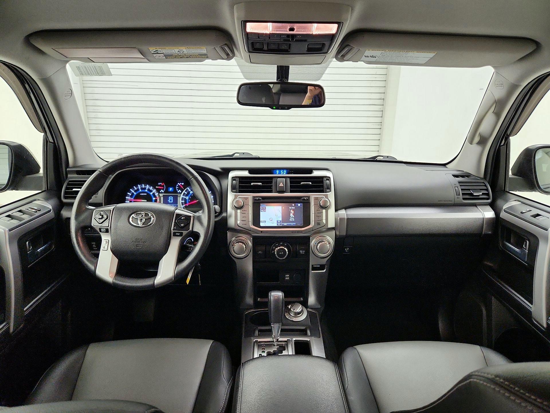 Thumbnail: 2017 Toyota 4Runner - 9